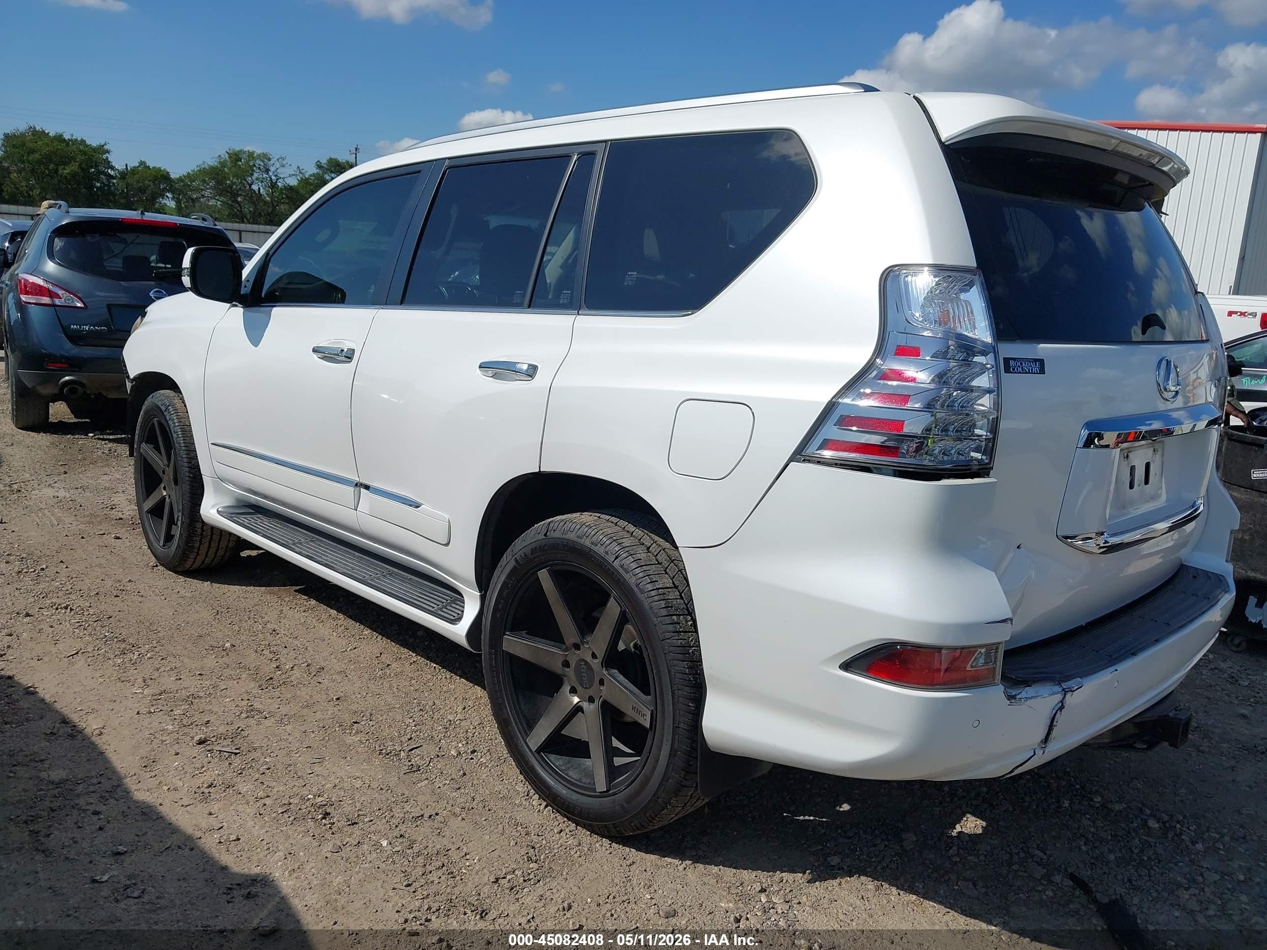 2015 Lexus Gx 460   White vin: JTJBM7FX4F5117521