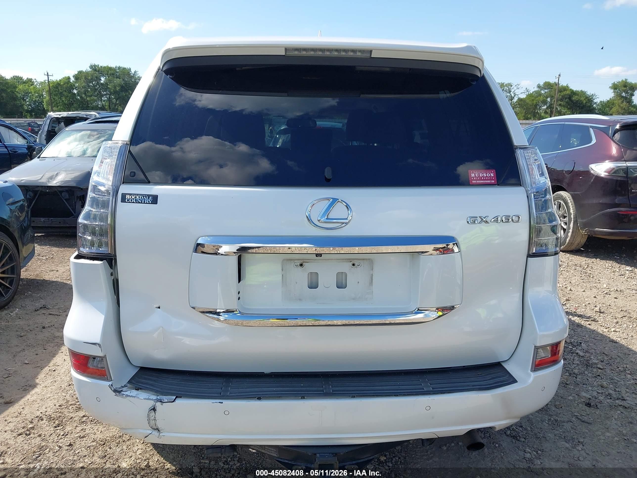 2015 Lexus Gx 460   White vin: JTJBM7FX4F5117521