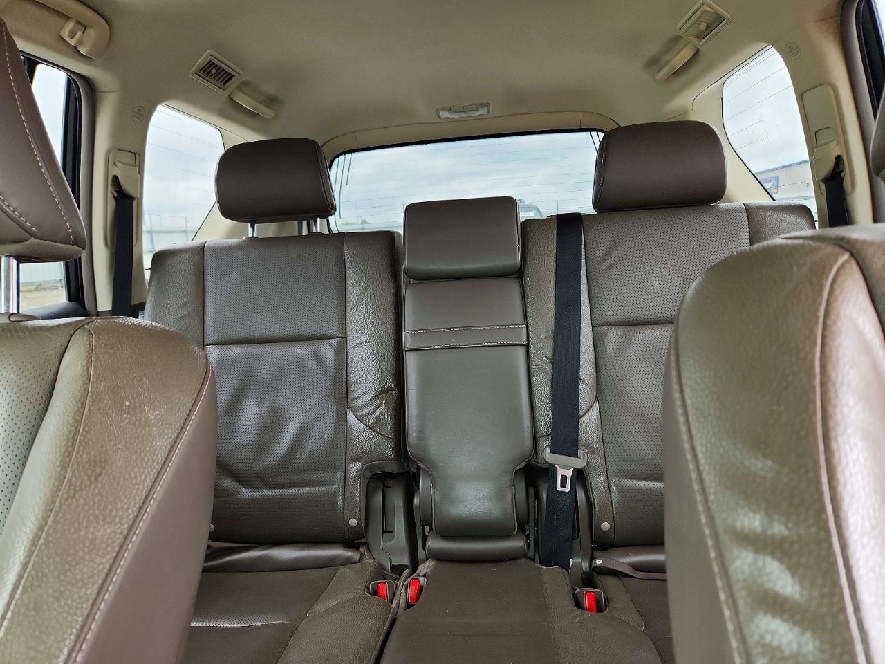 2015 Lexus Gx 460 White vin: JTJBM7FX4F5120421