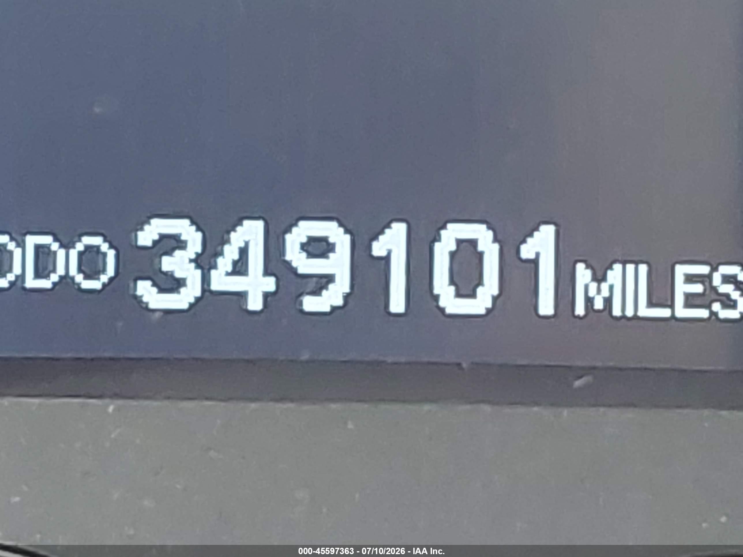 2011 Lexus Gx 460   Maroon vin: JTJBM7FX5B5020631