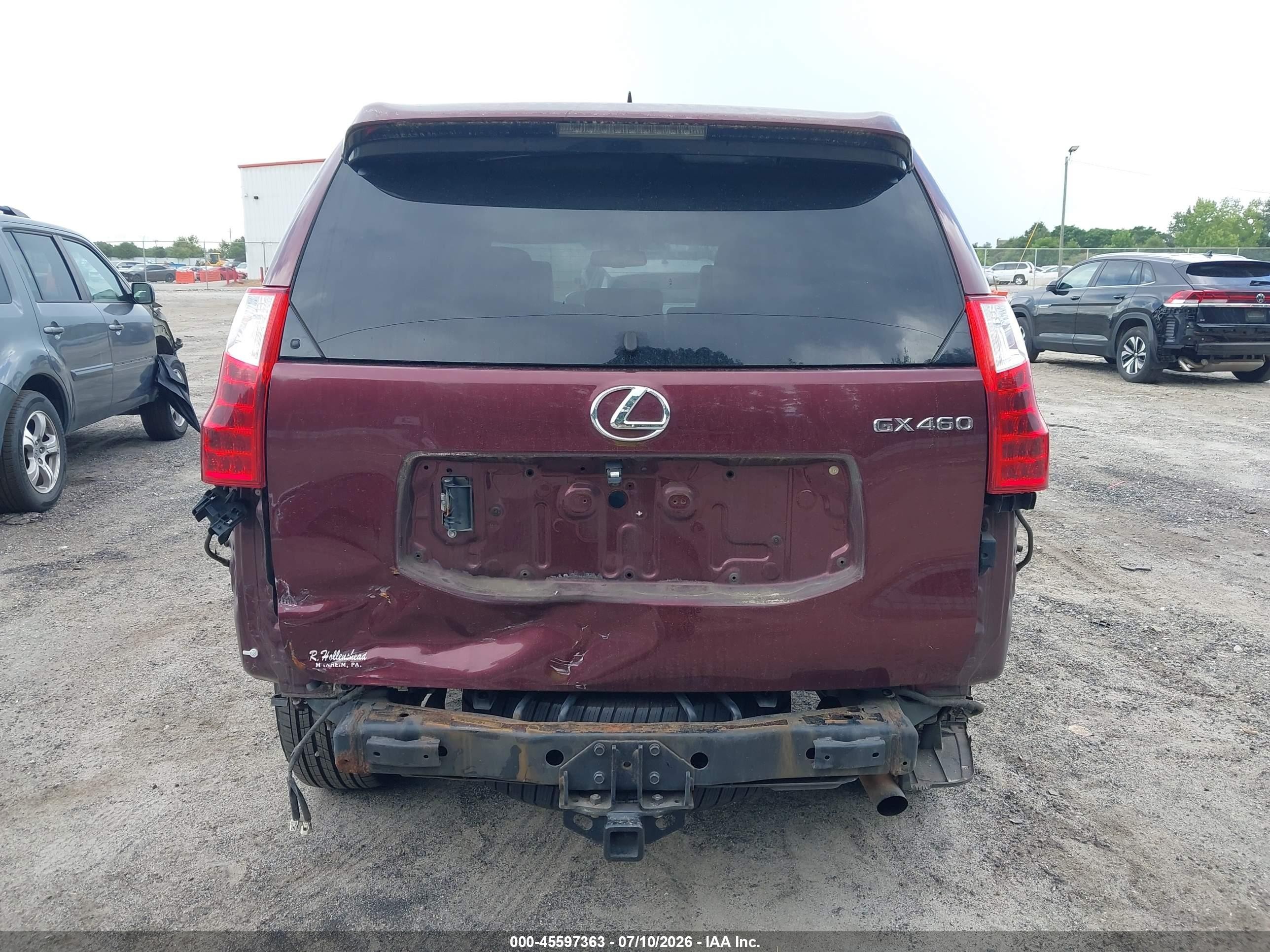2011 Lexus Gx 460   Maroon vin: JTJBM7FX5B5020631