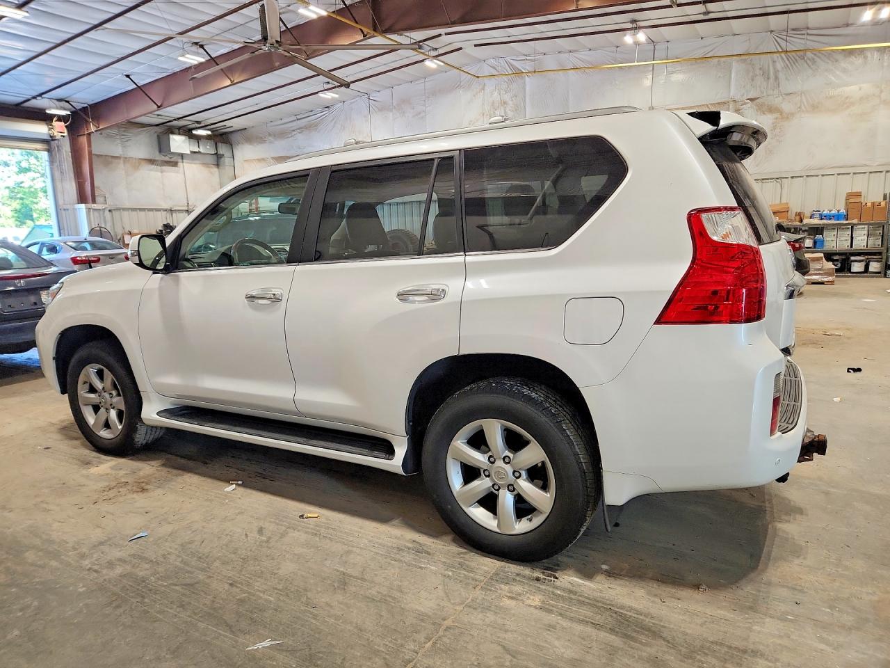 2011 Lexus Gx 460 White vin: JTJBM7FX5B5024176
