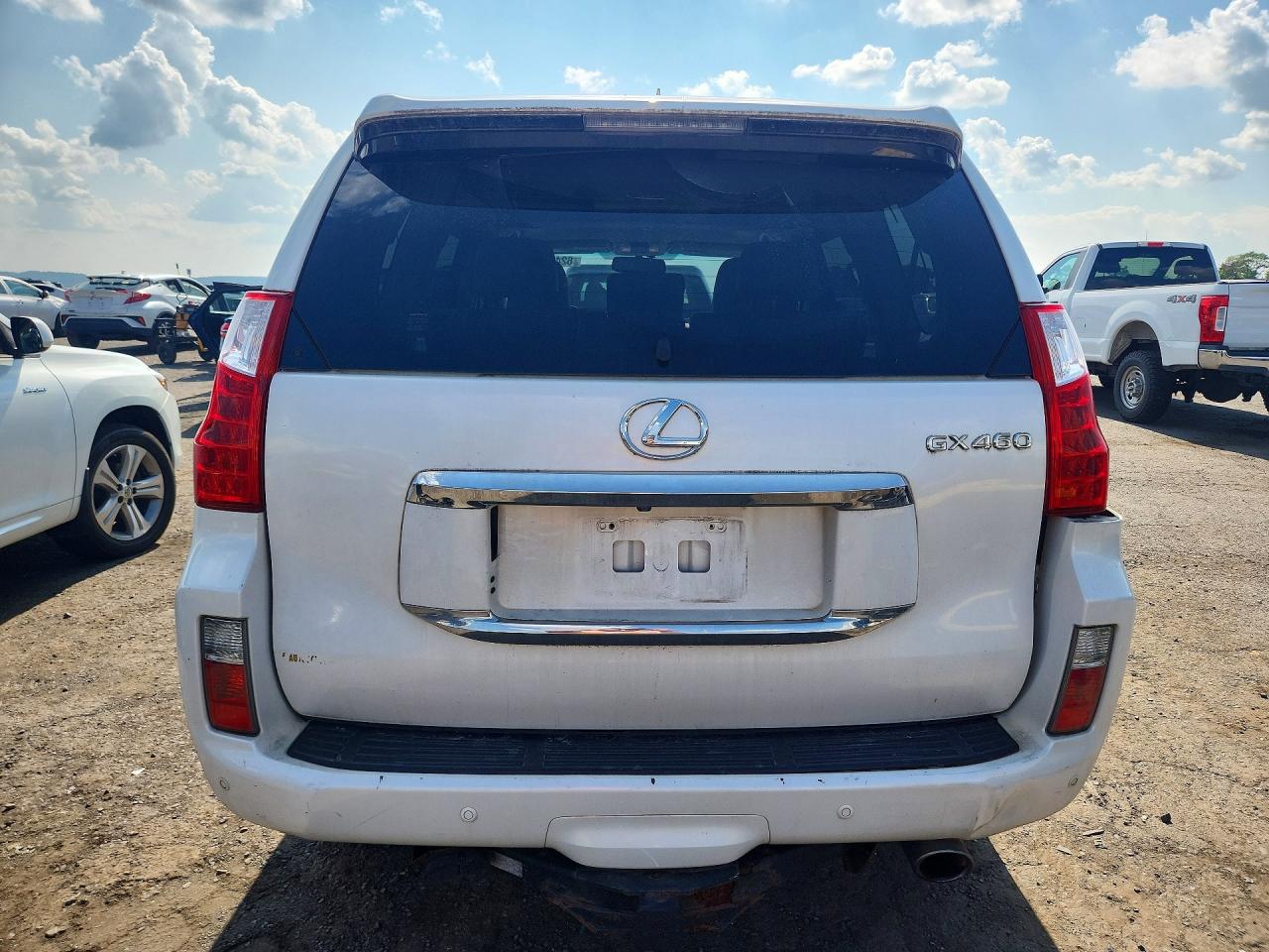 2013 Lexus Gx 460 White vin: JTJBM7FX5D5050330