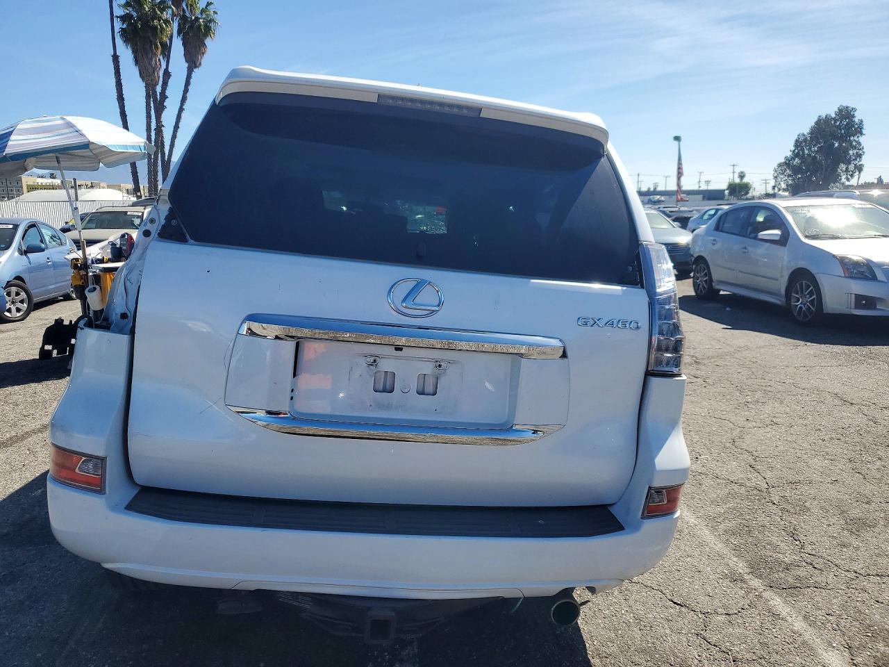 2014 Lexus Gx 460 Base White vin: JTJBM7FX5E5076430