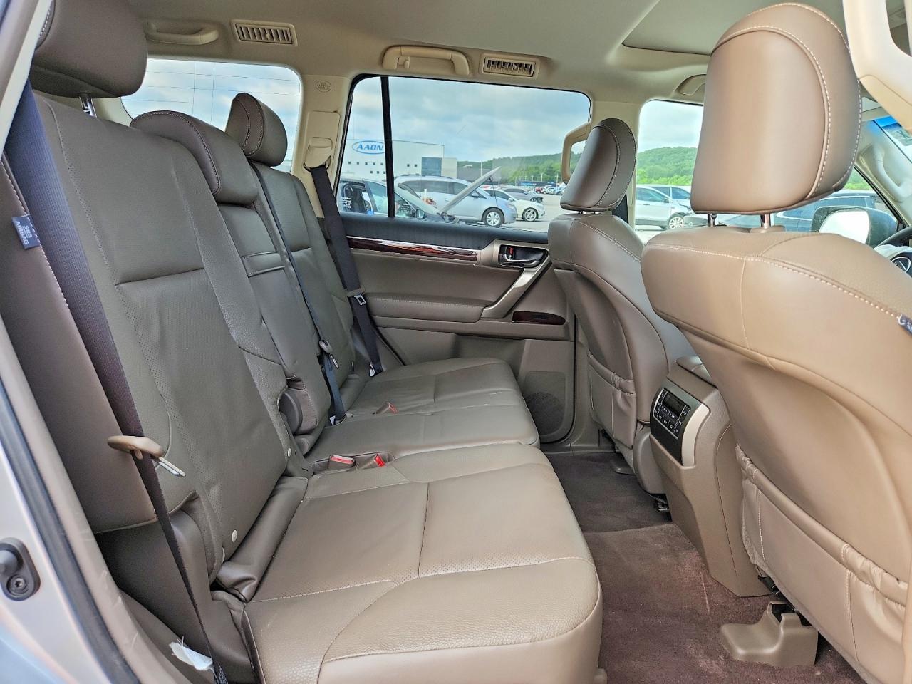 2015 Lexus Gx 460 Silver vin: JTJBM7FX5F5098509
