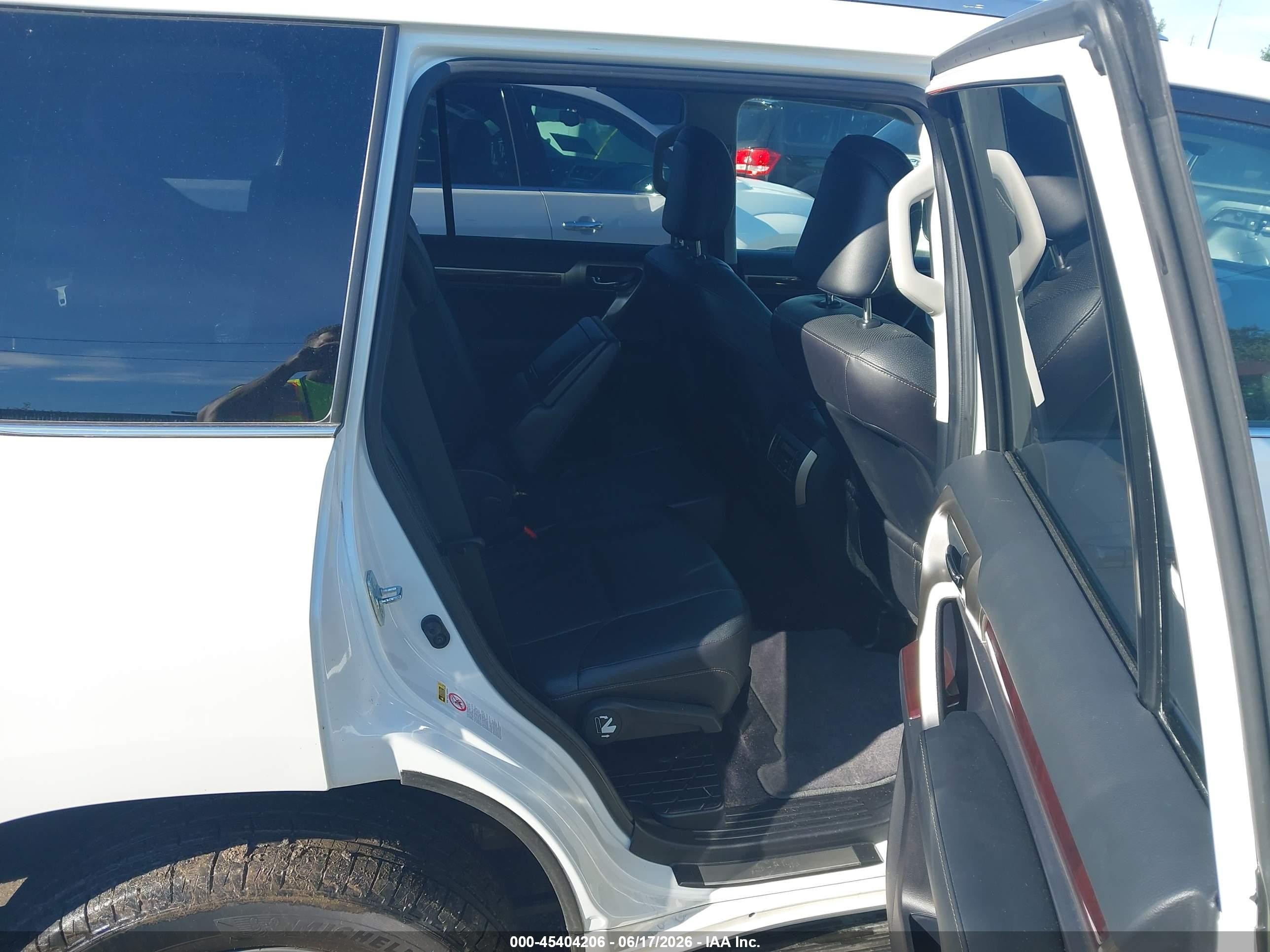 2015 Lexus Gx 460 White vin: JTJBM7FX5F5110030