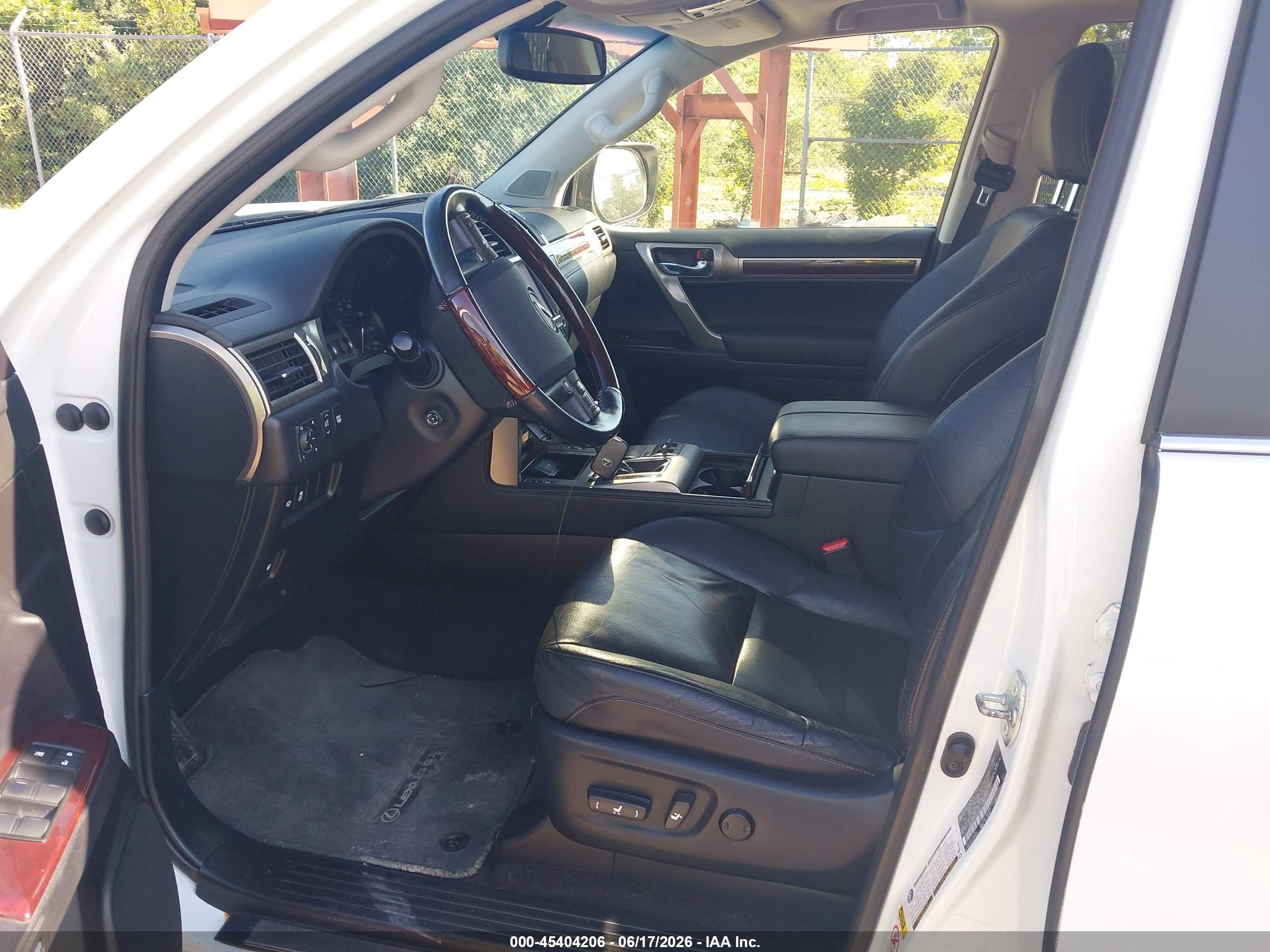 2015 Lexus Gx 460 White vin: JTJBM7FX5F5110030