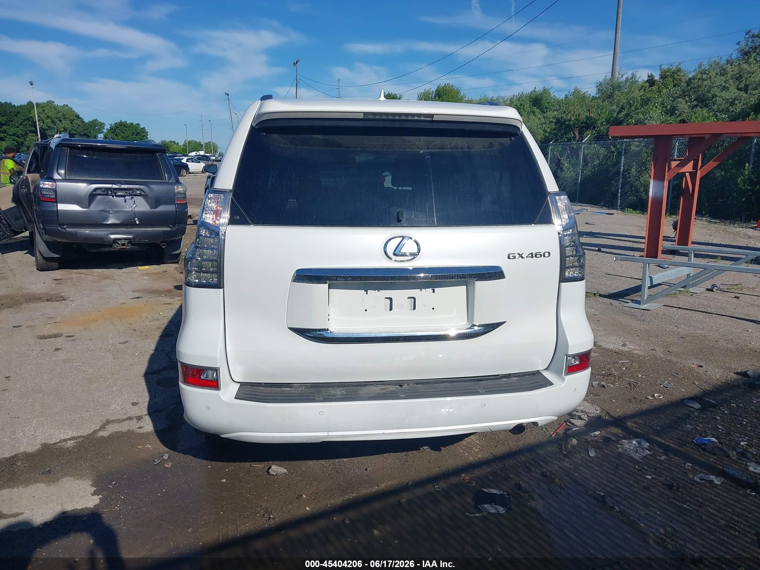 2015 Lexus Gx 460 White vin: JTJBM7FX5F5110030