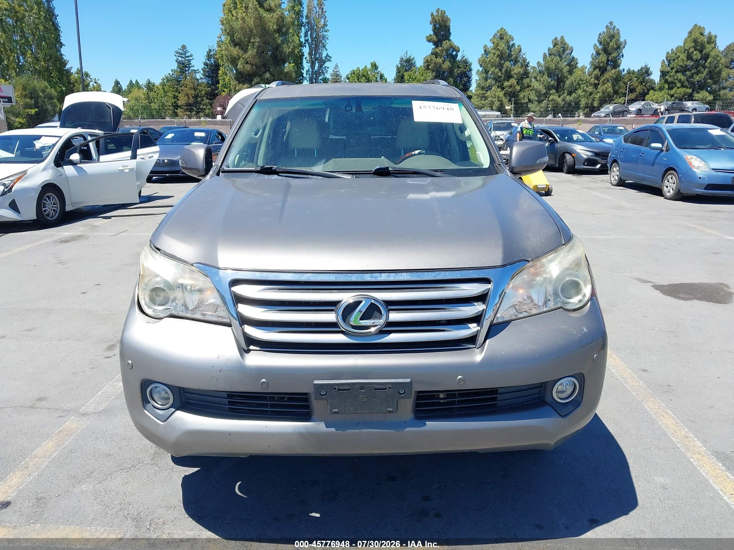 2011 Lexus Gx 460   Silver vin: JTJBM7FX6B5024736