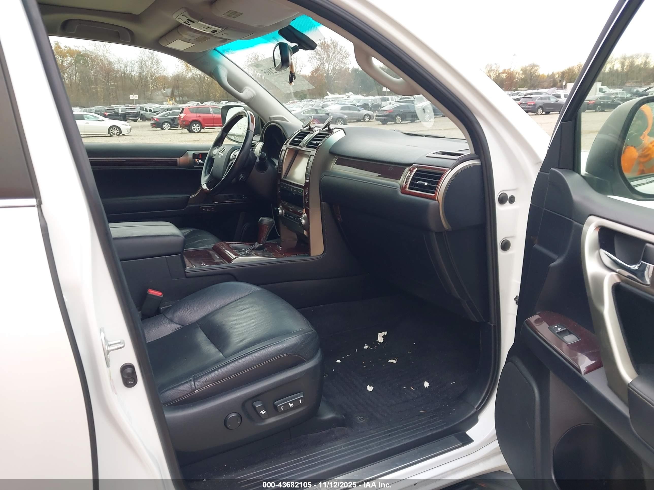 2014 Lexus Gx 460   White vin: JTJBM7FX6E5085248