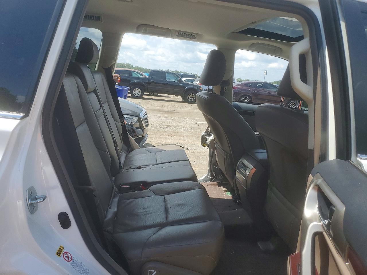 2015 Lexus Gx 460 White vin: JTJBM7FX6F5102339