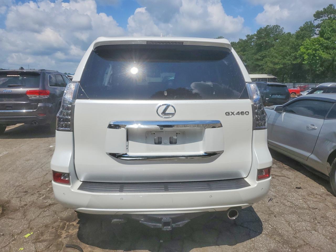 2015 Lexus Gx 460 White vin: JTJBM7FX6F5102339