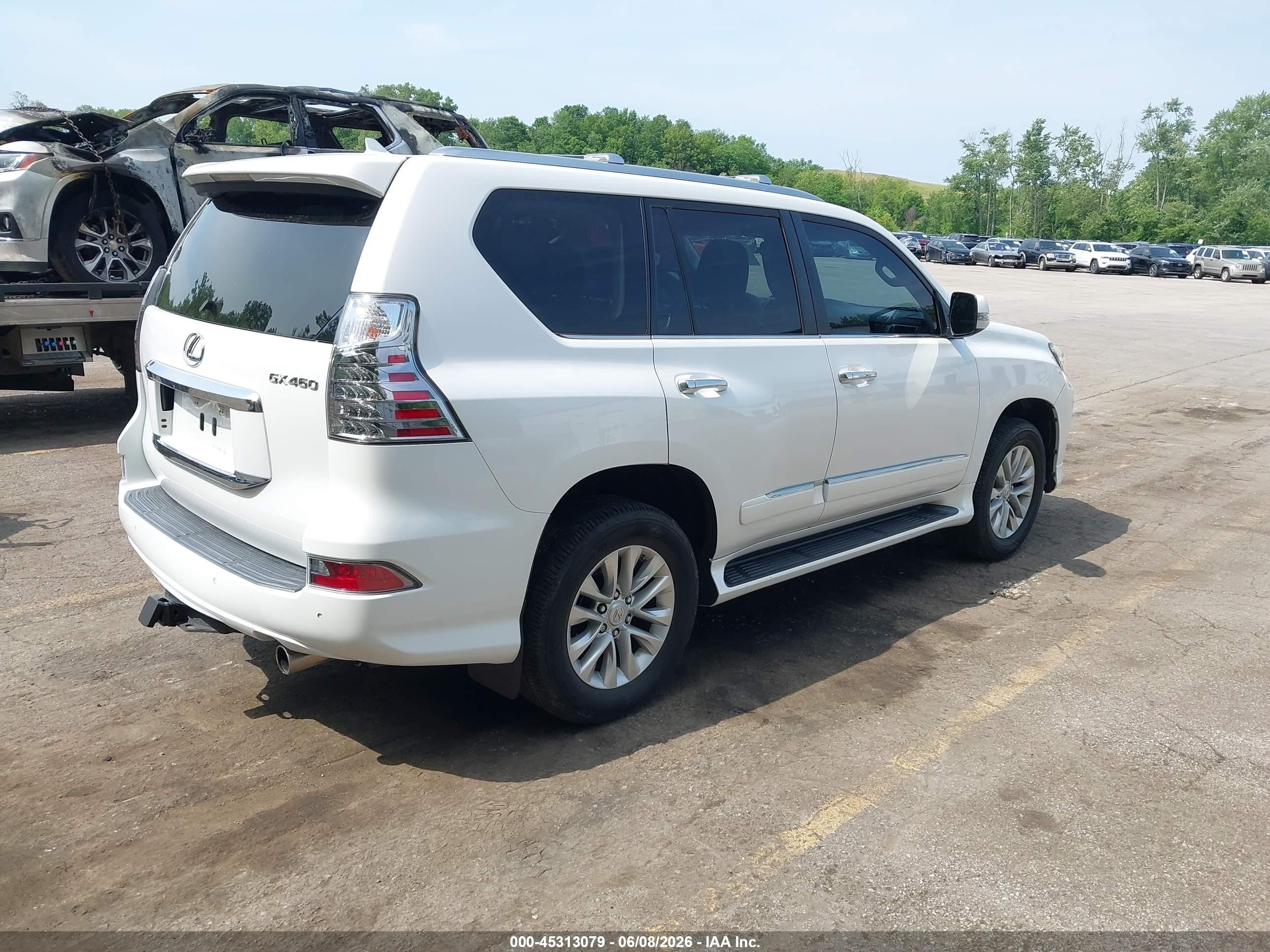 2015 Lexus Gx 460   White vin: JTJBM7FX6F5117424