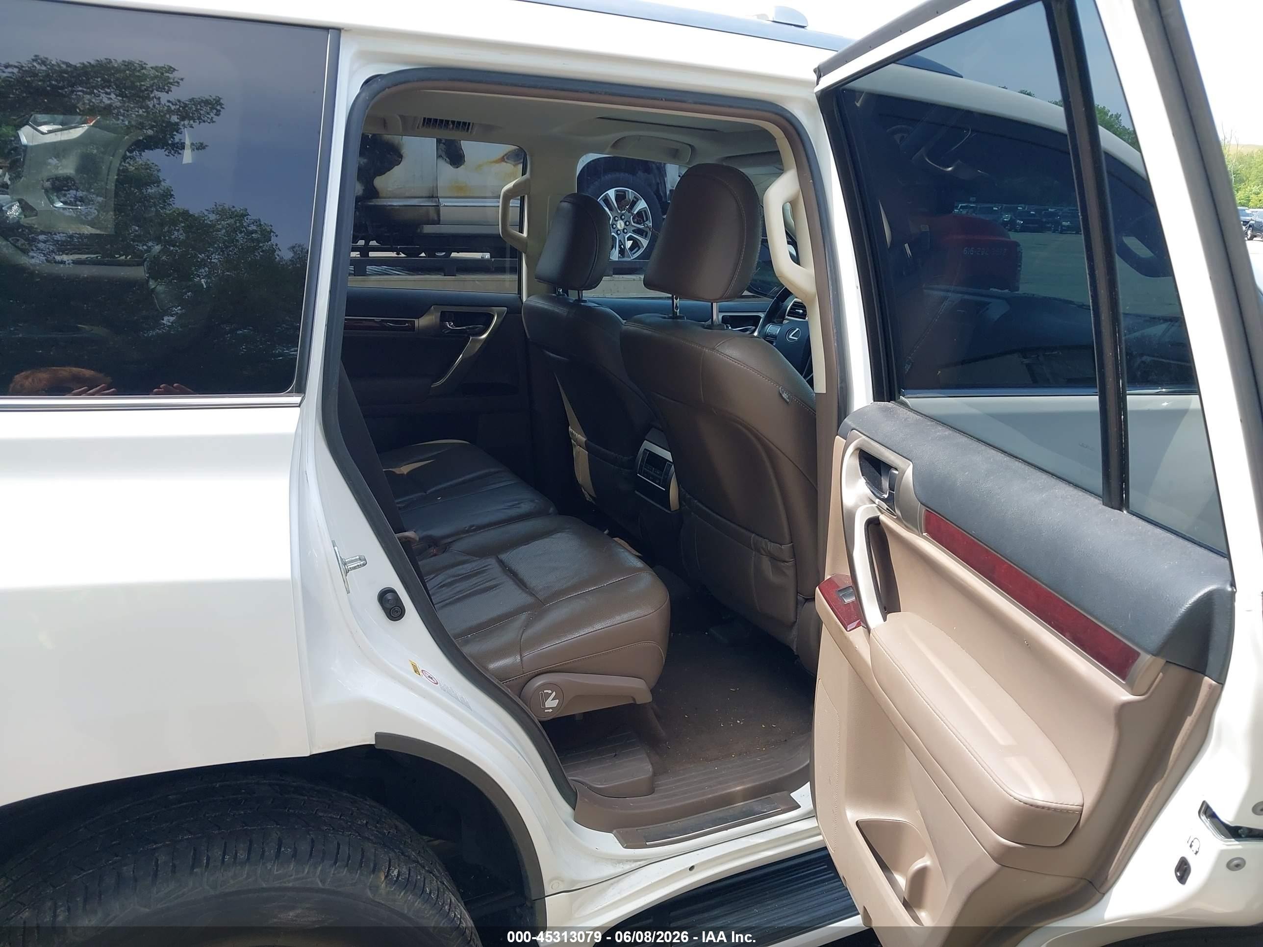 2015 Lexus Gx 460   White vin: JTJBM7FX6F5117424