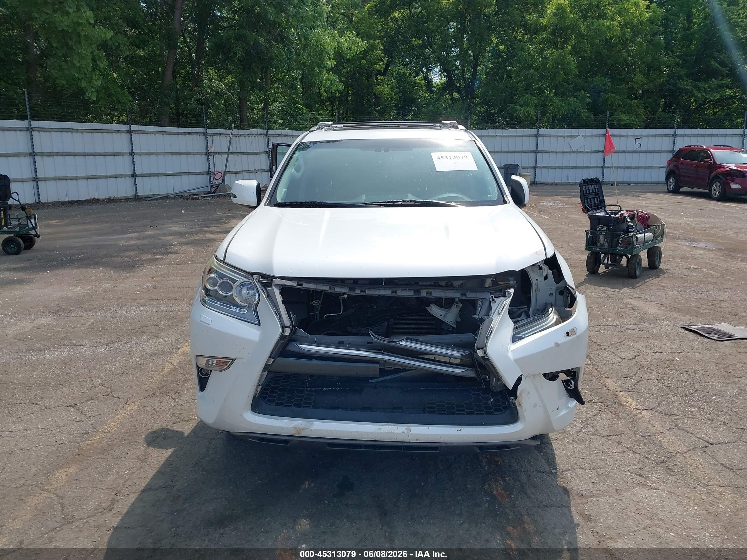2015 Lexus Gx 460   White vin: JTJBM7FX6F5117424