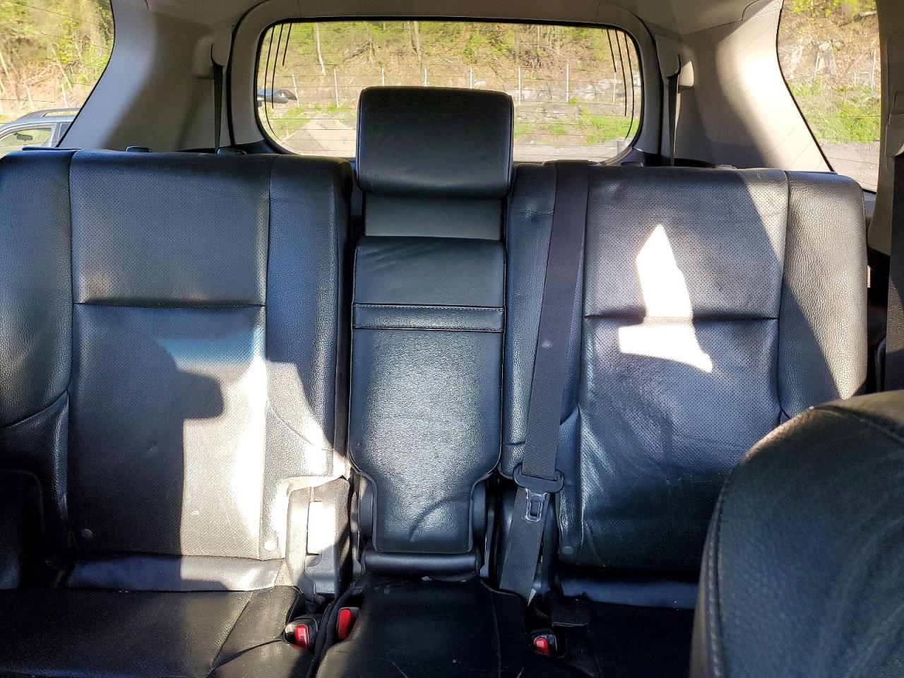 2015 Lexus Gx 460 Silver vin: JTJBM7FX7F5102561