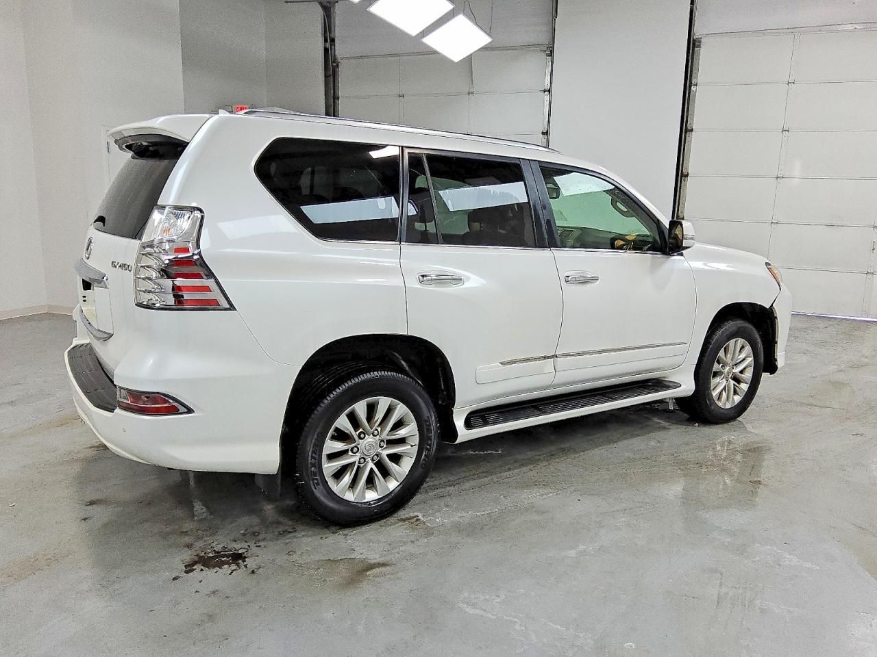 2015 Lexus Gx 460 White vin: JTJBM7FX7F5110191