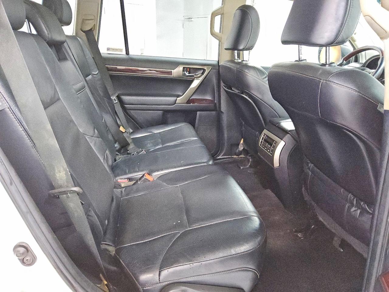 2015 Lexus Gx 460 White vin: JTJBM7FX7F5110191