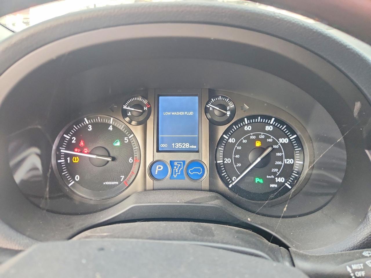 2019 Lexus Gx 460 Base Белый vin: JTJBM7FX7K5239655