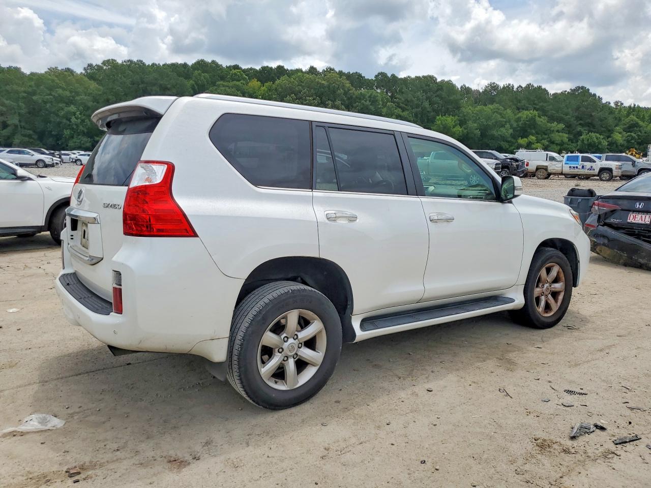 2011 Lexus Gx 460 White vin: JTJBM7FX8B5026875