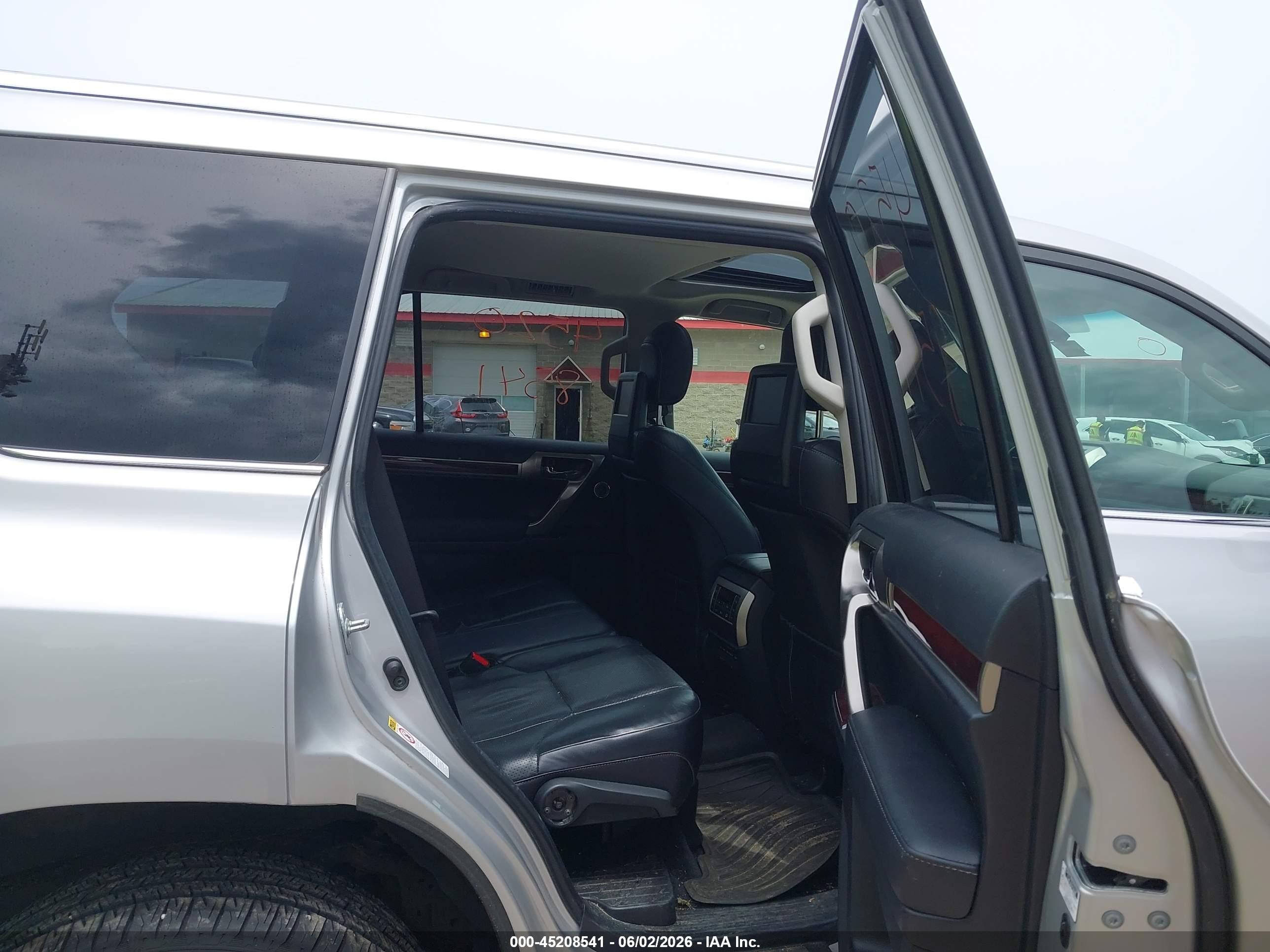 2012 Lexus Gx 460   Silver vin: JTJBM7FX8C5044245