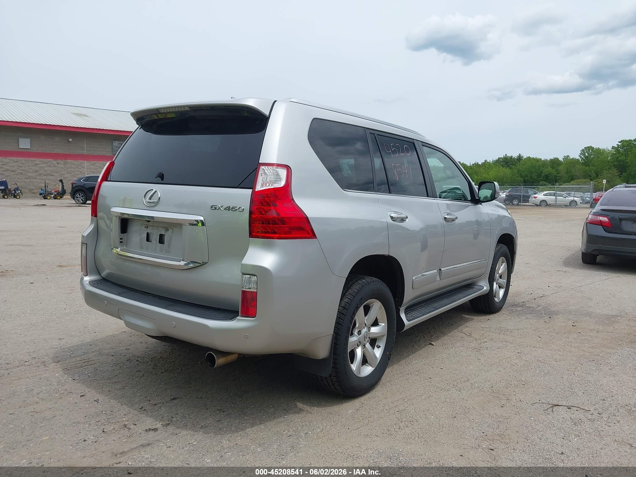 2012 Lexus Gx 460   Silver vin: JTJBM7FX8C5044245