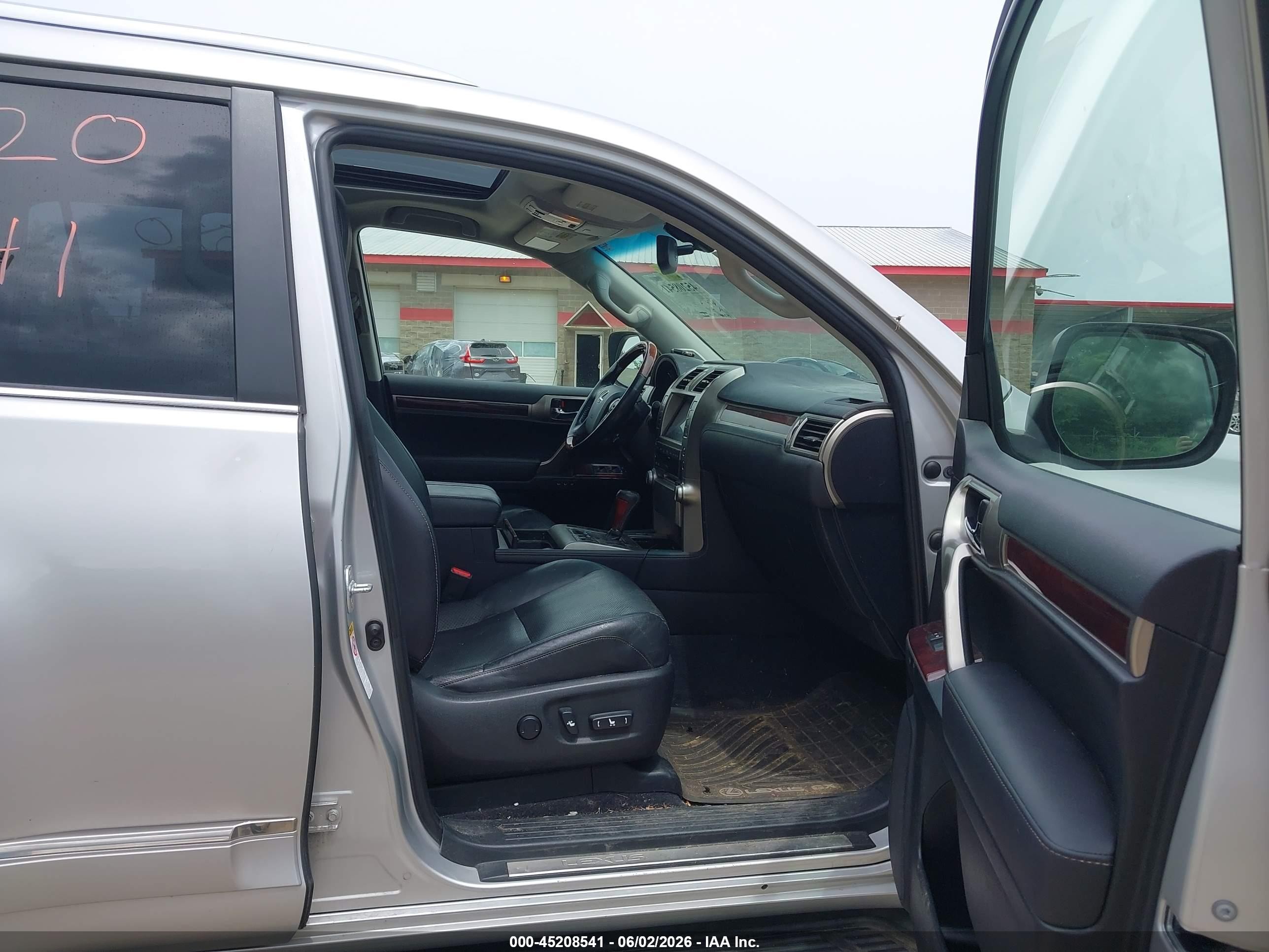 2012 Lexus Gx 460   Silver vin: JTJBM7FX8C5044245