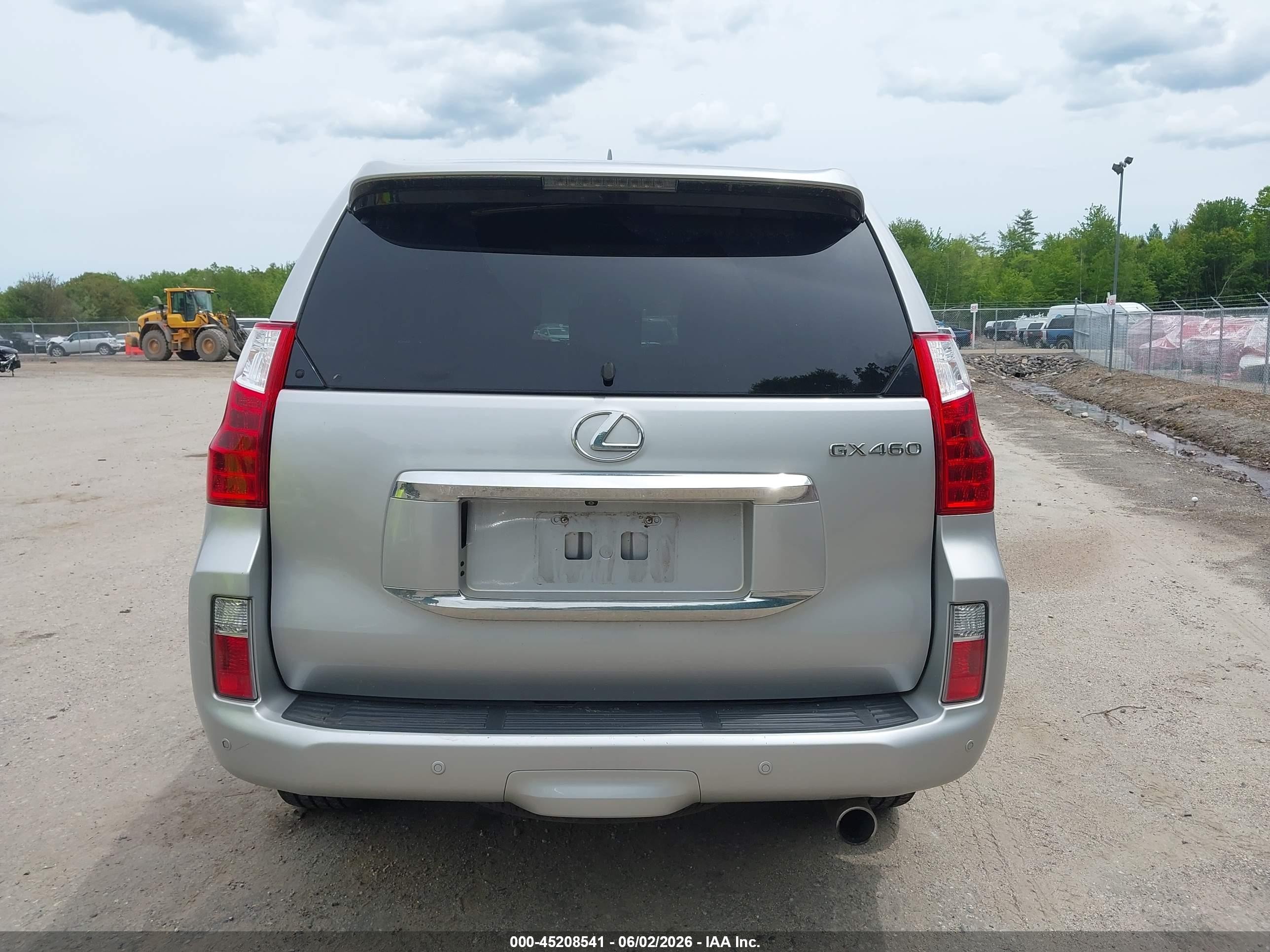 2012 Lexus Gx 460   Silver vin: JTJBM7FX8C5044245