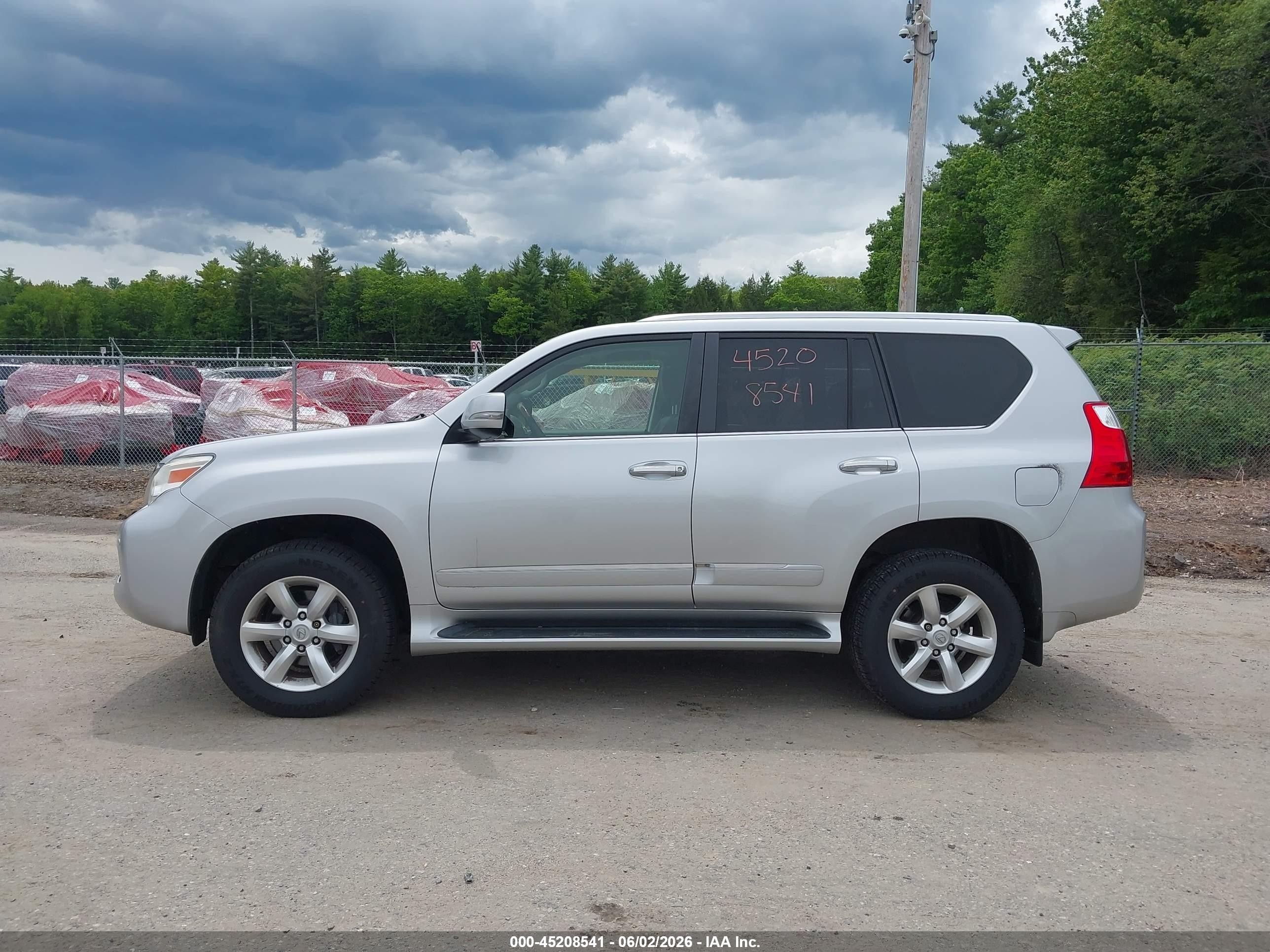2012 Lexus Gx 460   Silver vin: JTJBM7FX8C5044245