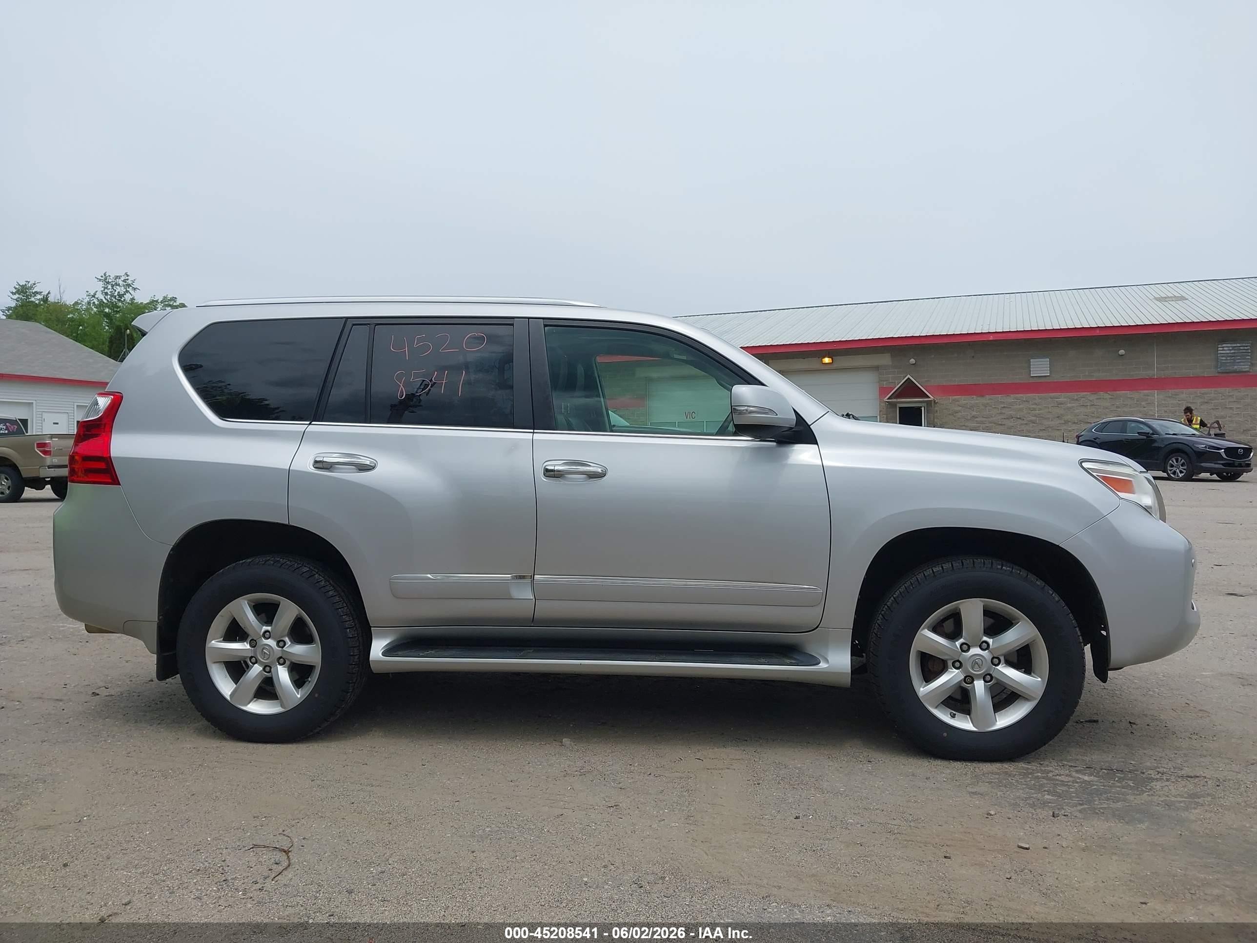 2012 Lexus Gx 460   Silver vin: JTJBM7FX8C5044245