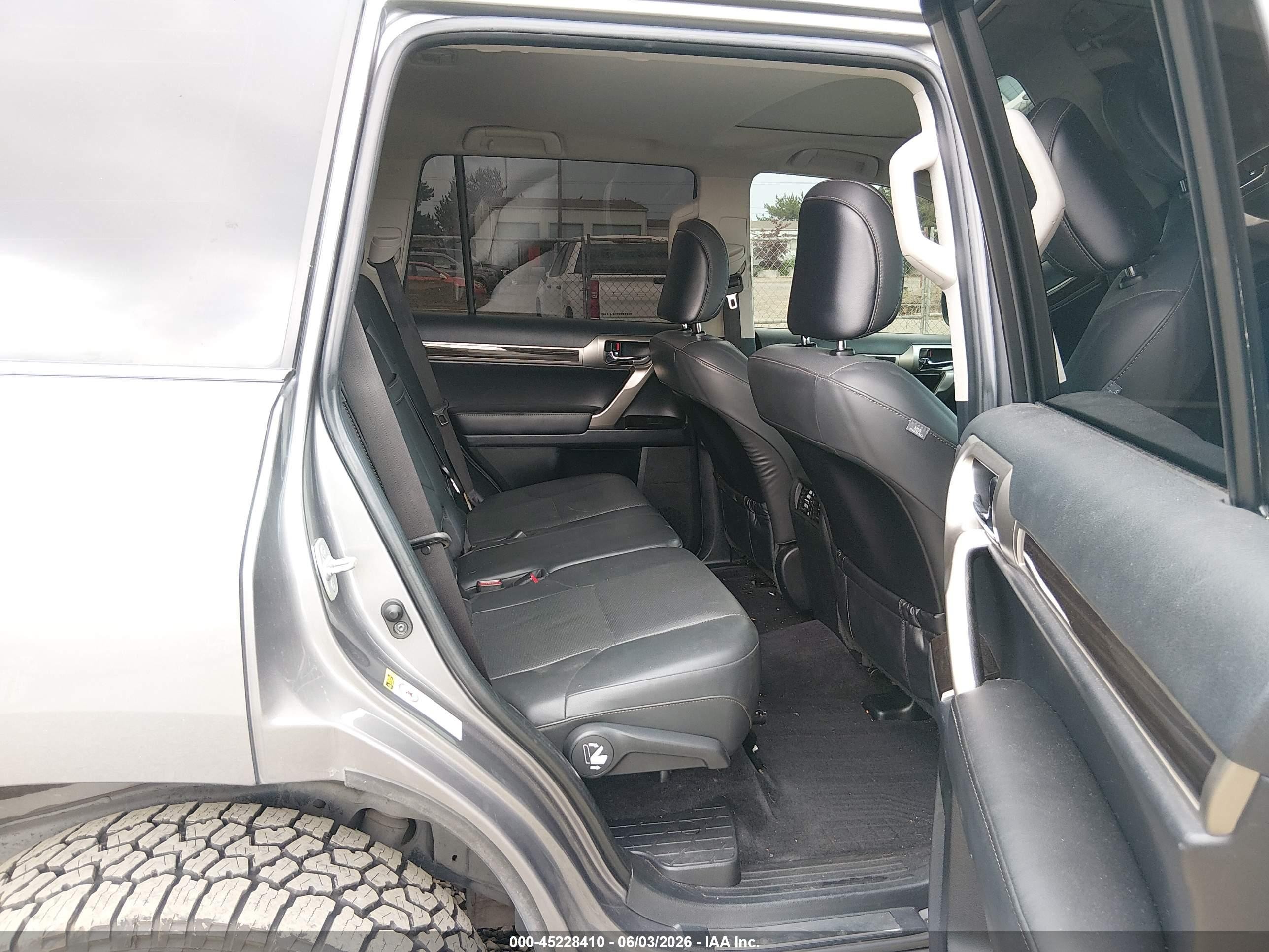2014 Lexus Gx 460   Gray vin: JTJBM7FX8E5065048