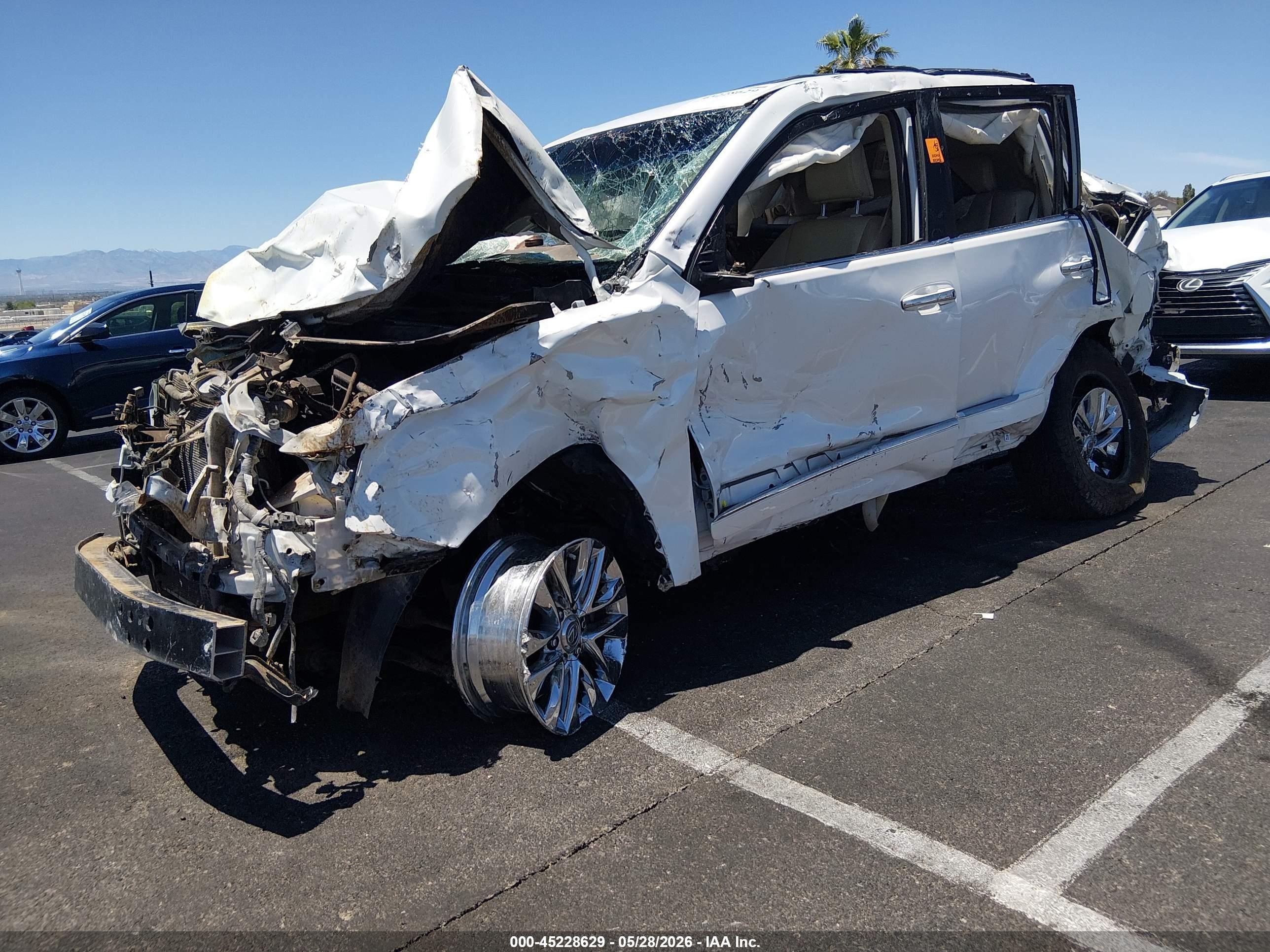 2015 Lexus Gx 460   White vin: JTJBM7FX8F5103864