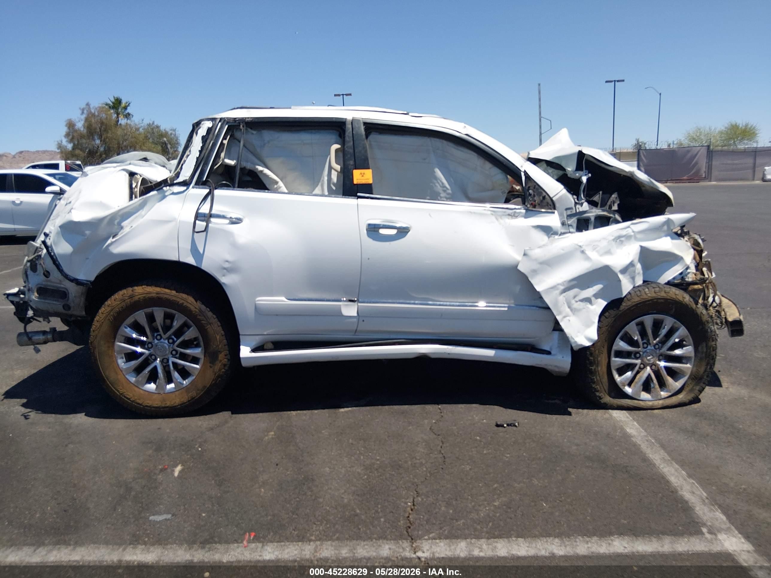 2015 Lexus Gx 460   White vin: JTJBM7FX8F5103864