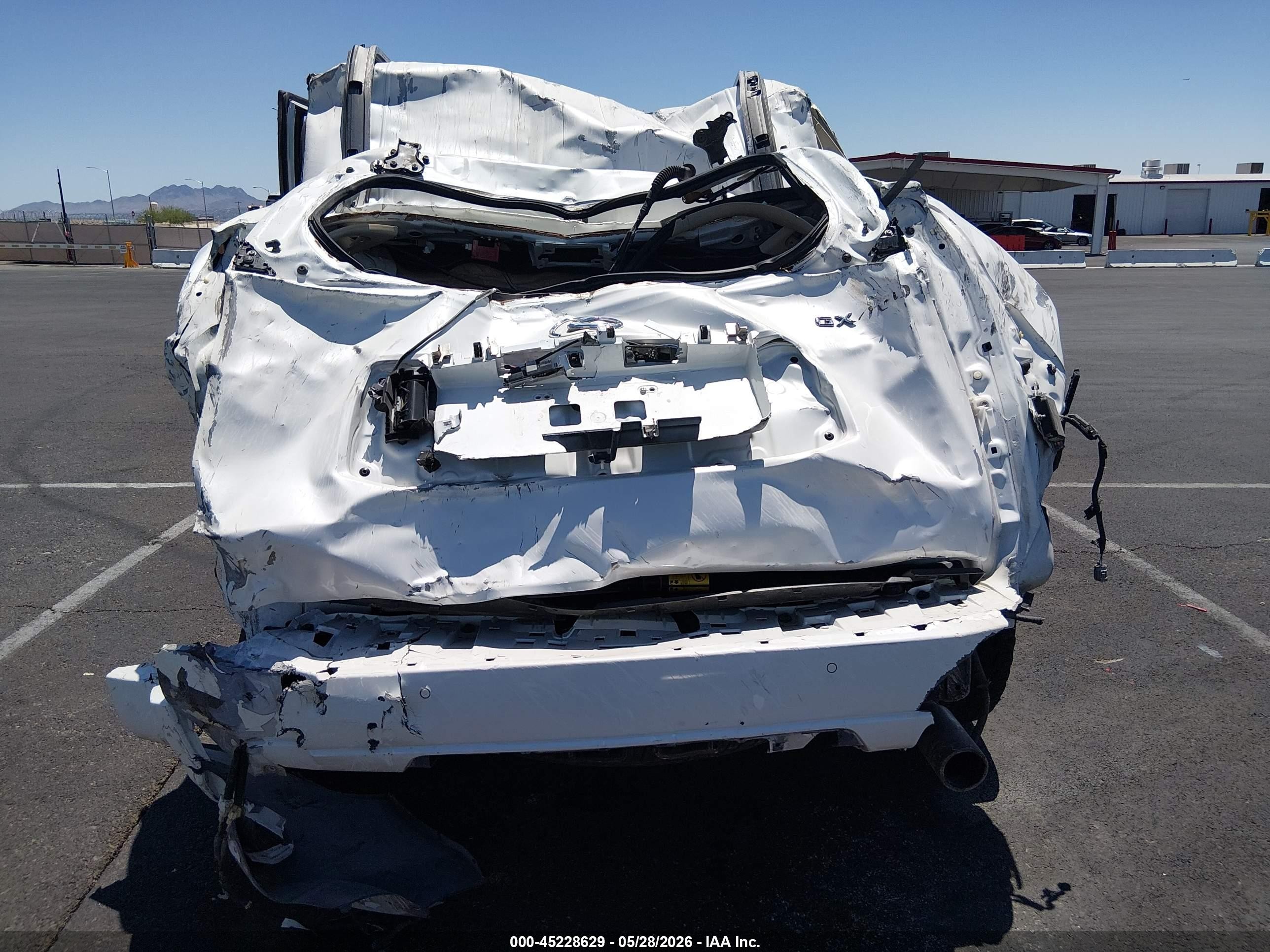 2015 Lexus Gx 460   White vin: JTJBM7FX8F5103864