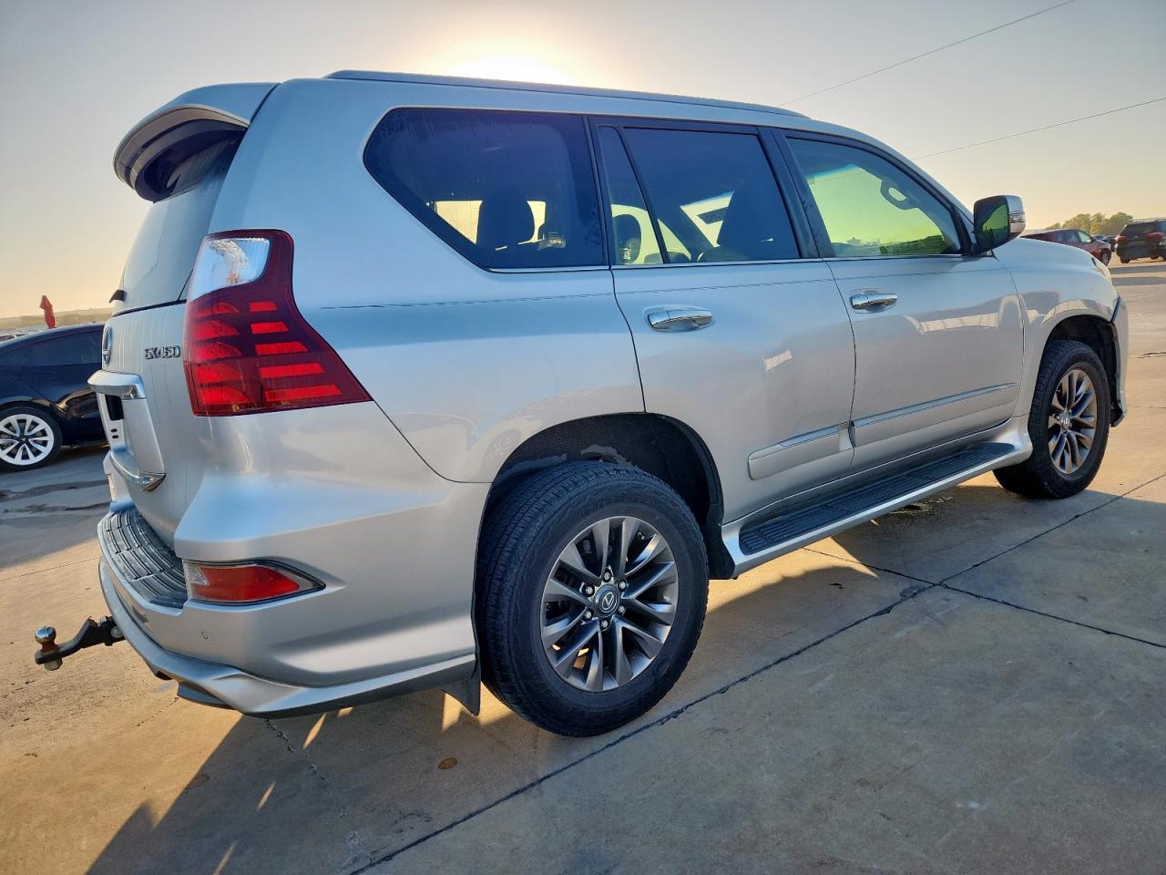 2017 Lexus Gx 460 Silver vin: JTJBM7FX8H5153134