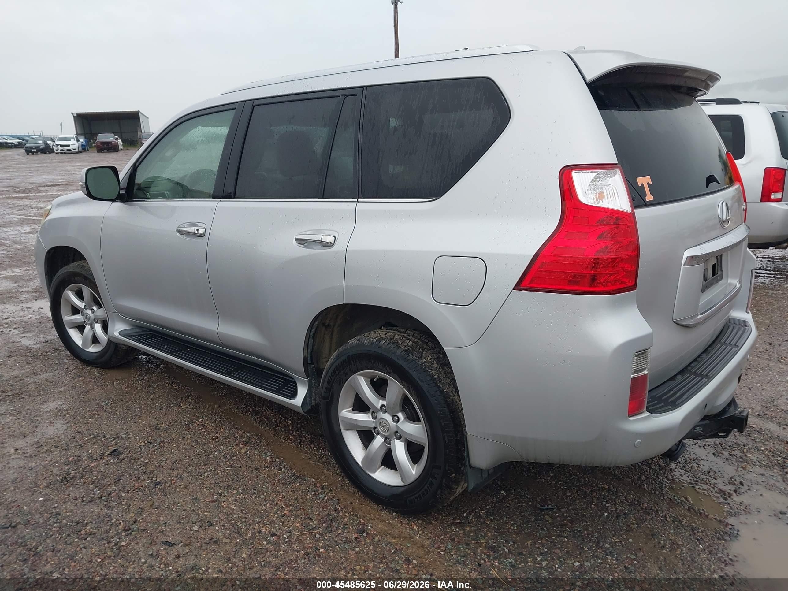 2011 Lexus Gx 460   Silver vin: JTJBM7FX9B5022799