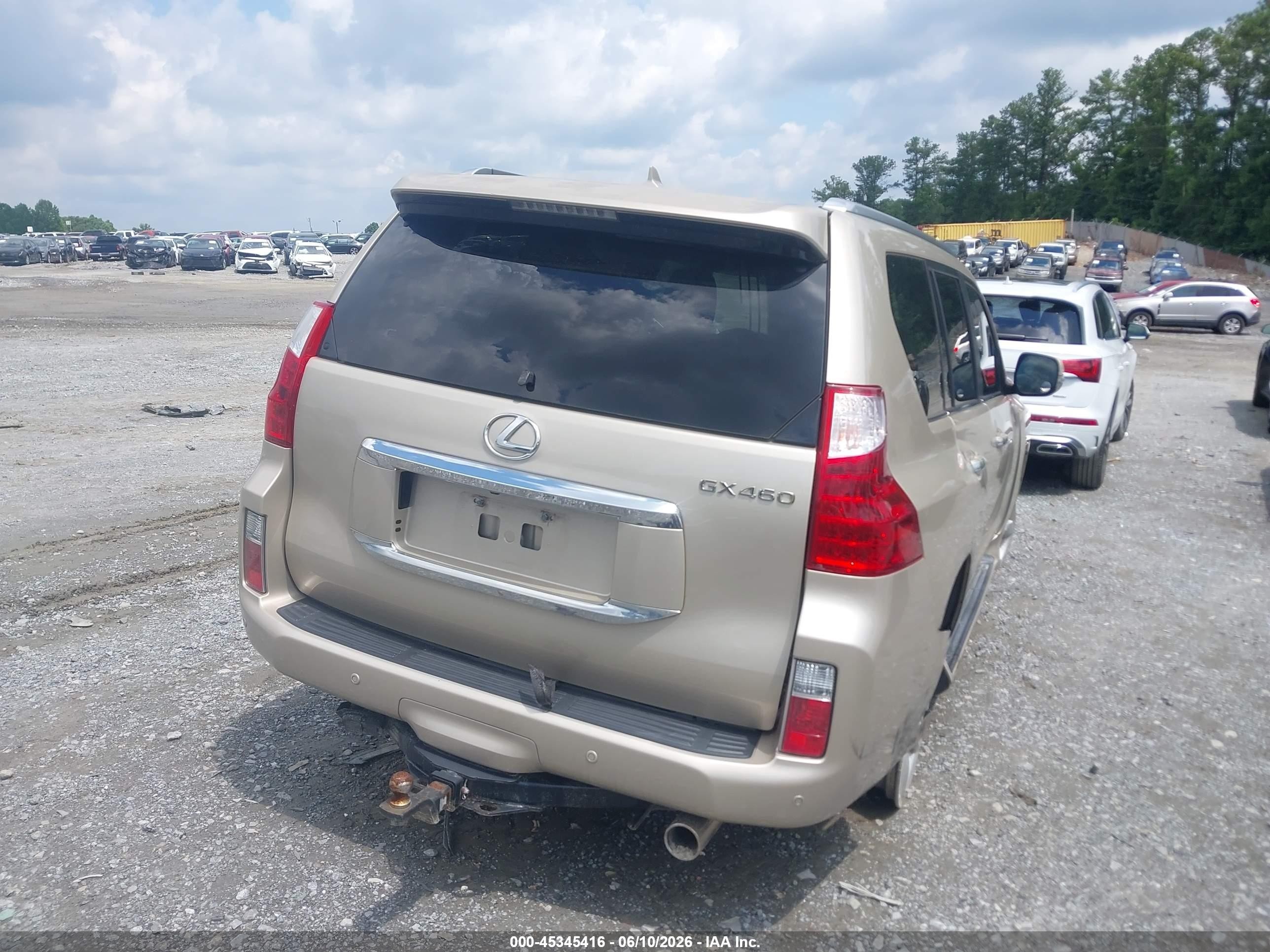 2011 Lexus Gx 460   Gold vin: JTJBM7FX9B5028652