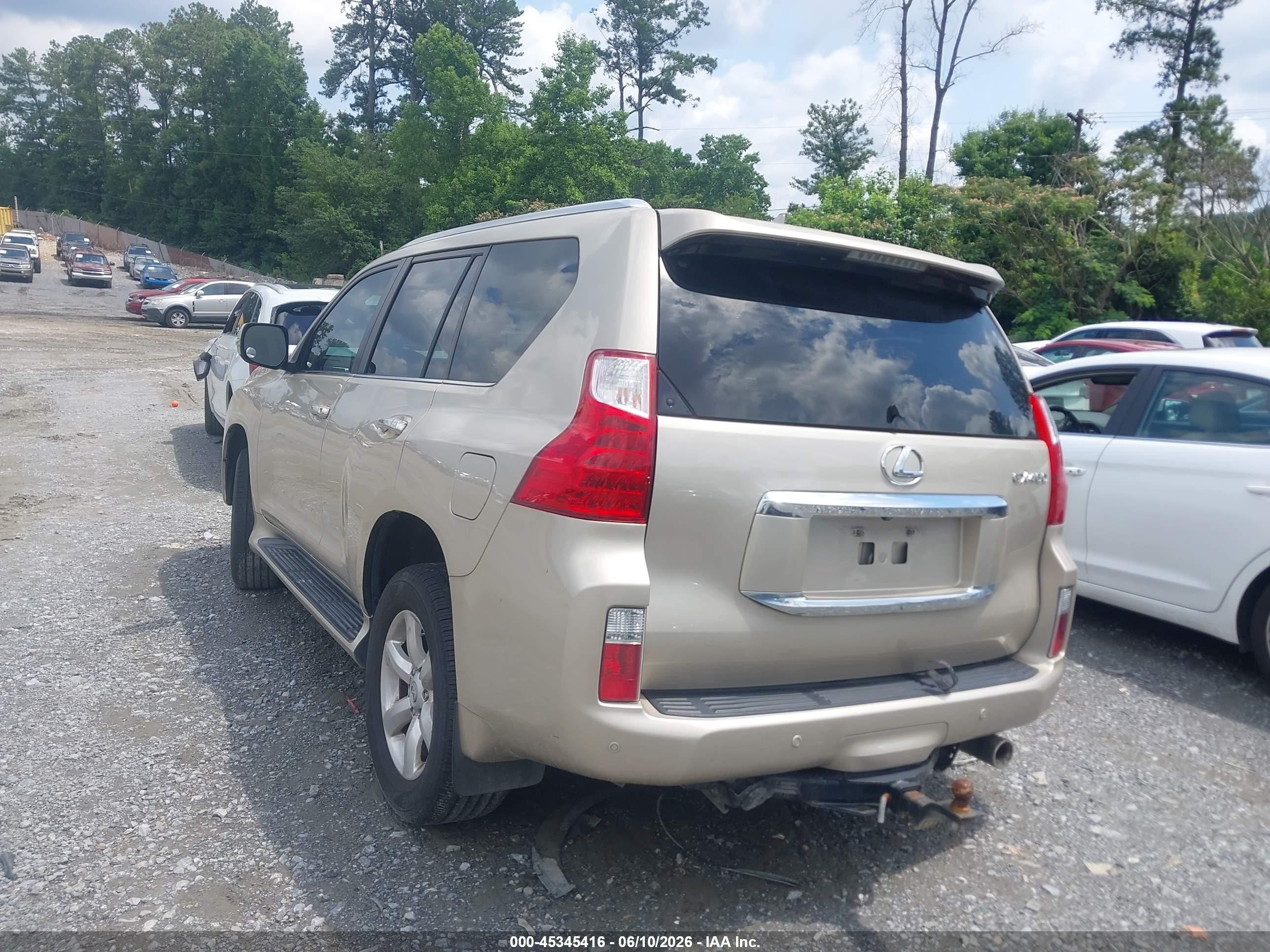 2011 Lexus Gx 460   Gold vin: JTJBM7FX9B5028652