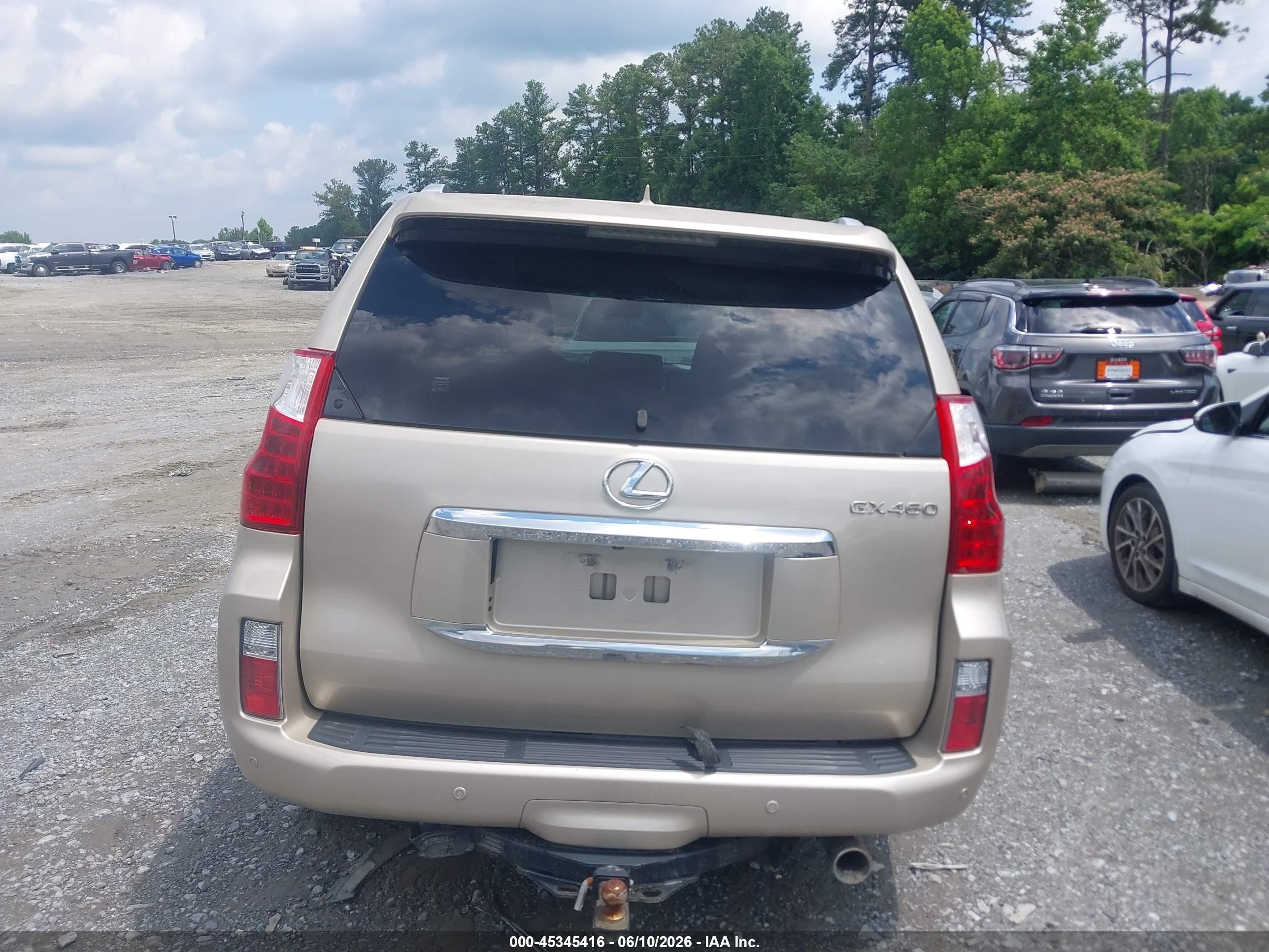2011 Lexus Gx 460   Gold vin: JTJBM7FX9B5028652