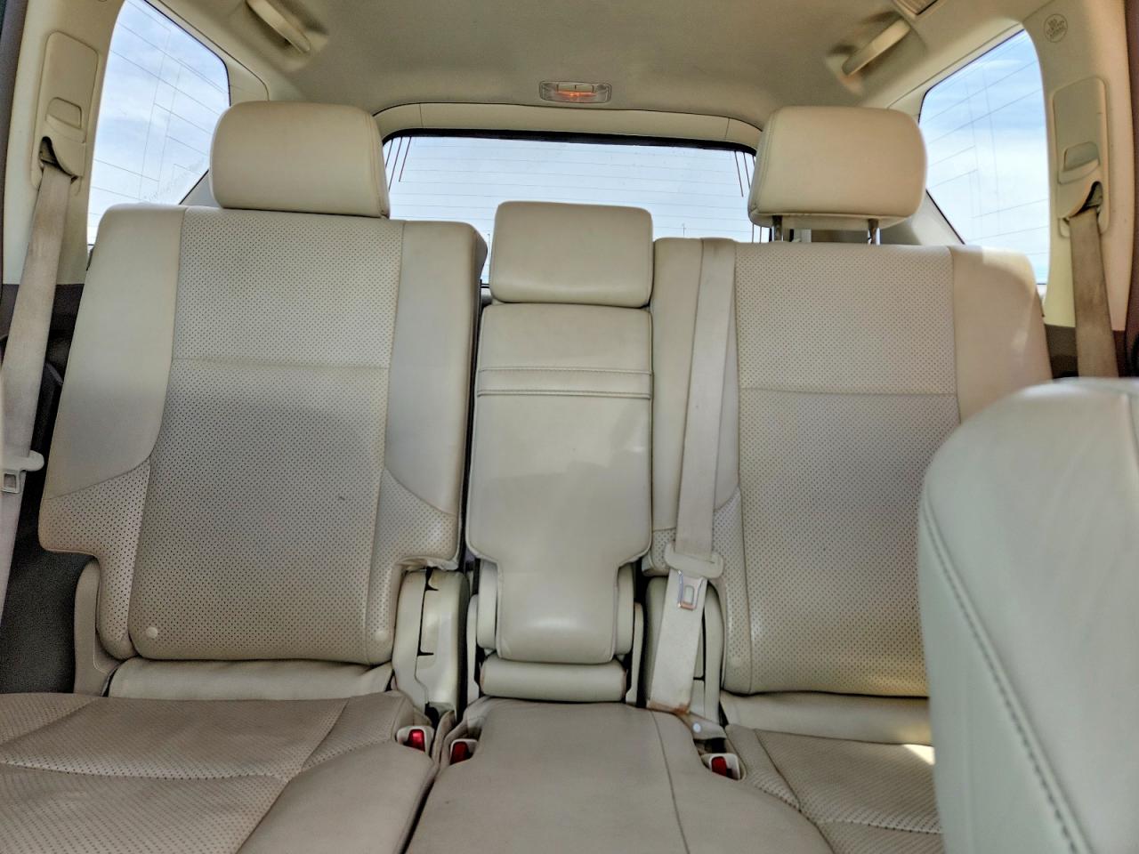 2012 Lexus Gx 460 White vin: JTJBM7FX9C5037580