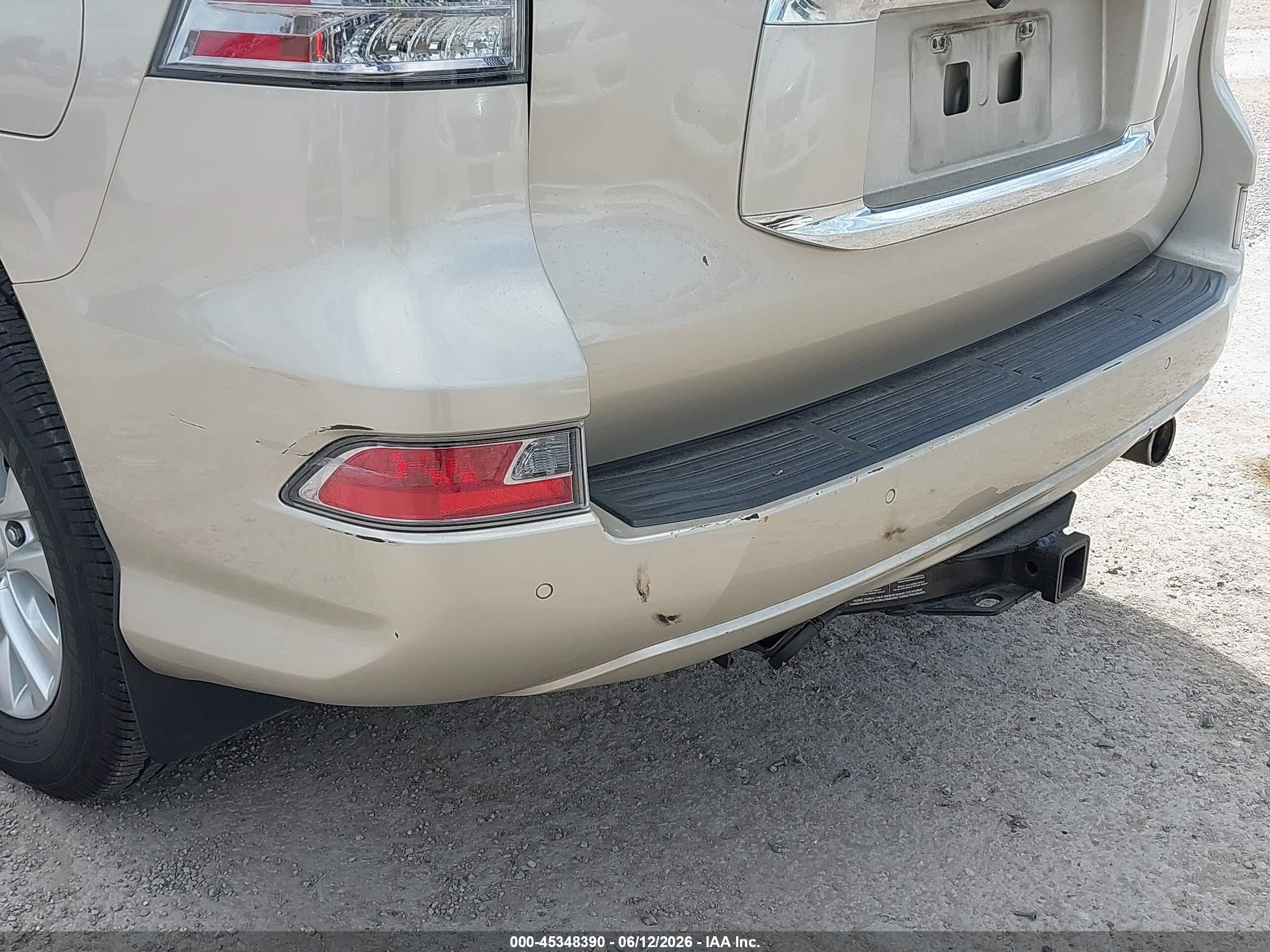 2014 Lexus Gx 460   Beige vin: JTJBM7FX9E5085180