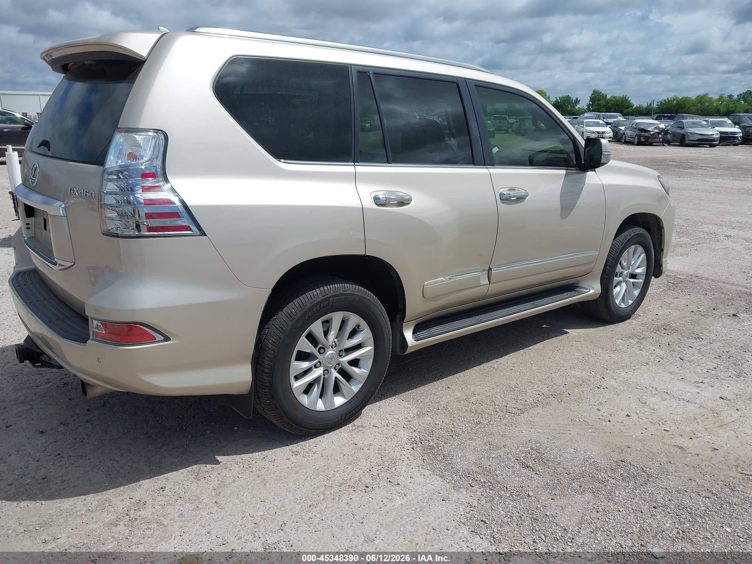 2014 Lexus Gx 460   Beige vin: JTJBM7FX9E5085180
