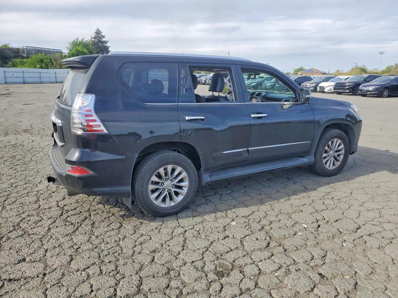 2015 Lexus Gx 460 Base Silver vin: JTJBM7FX9F5100679