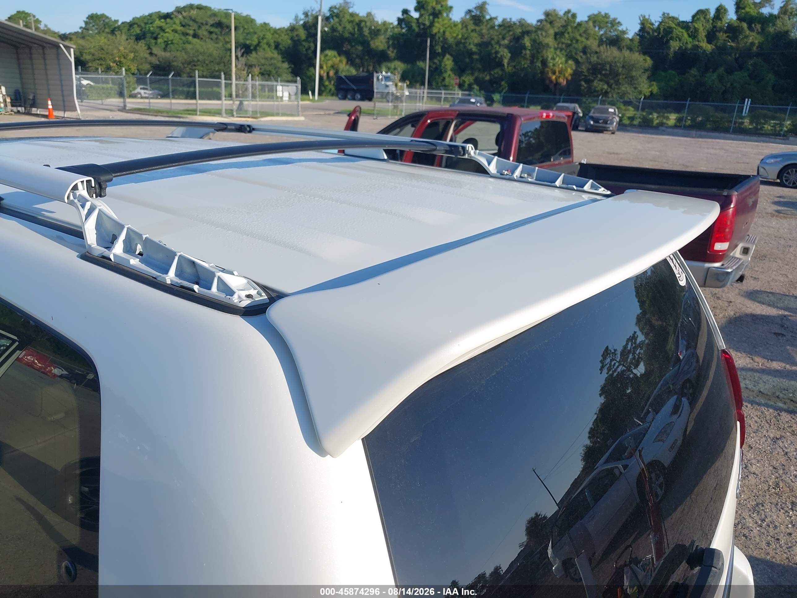 2004 Lexus Gx 470   Белый vin: JTJBT20X040041000