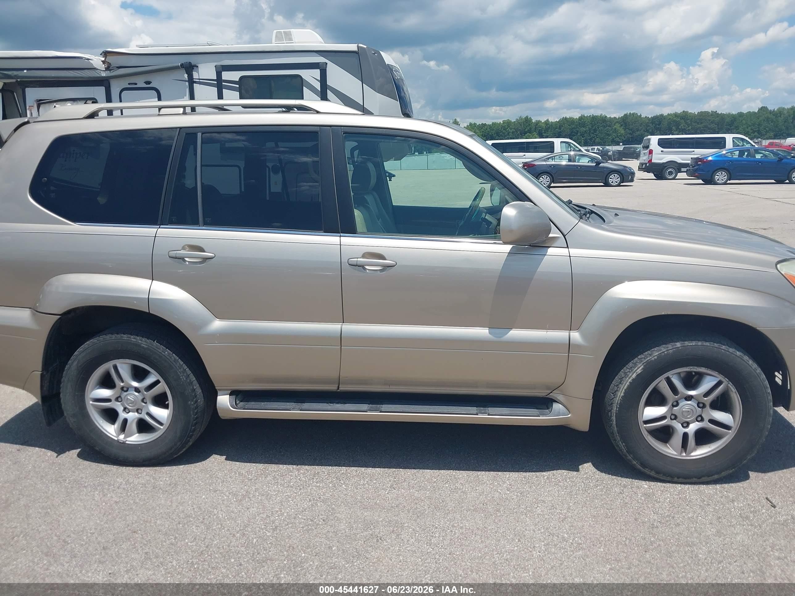 2005 Lexus Gx 470 Gold vin: JTJBT20X050076461