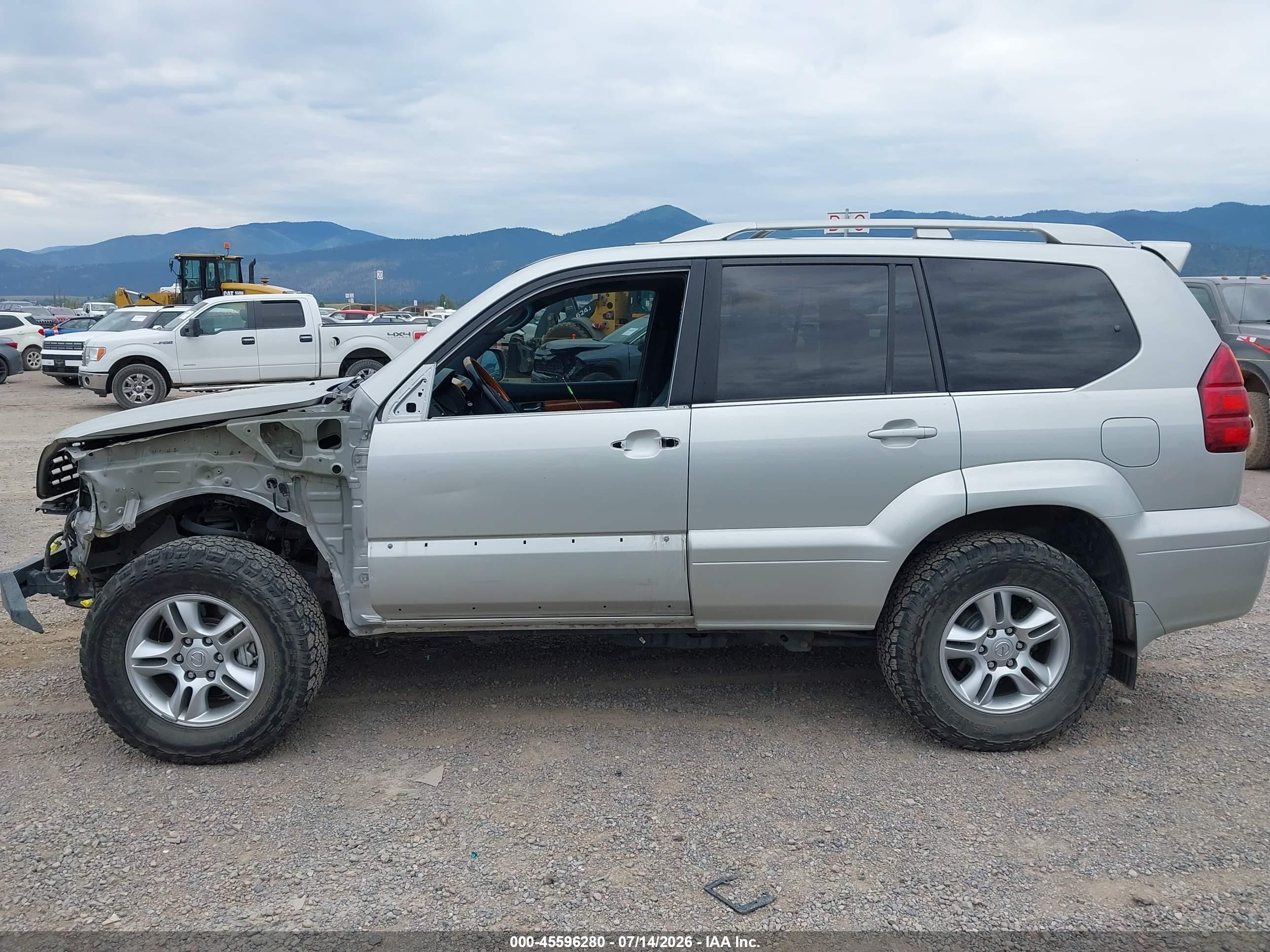 2004 Lexus Gx 470   Silver vin: JTJBT20X240035537