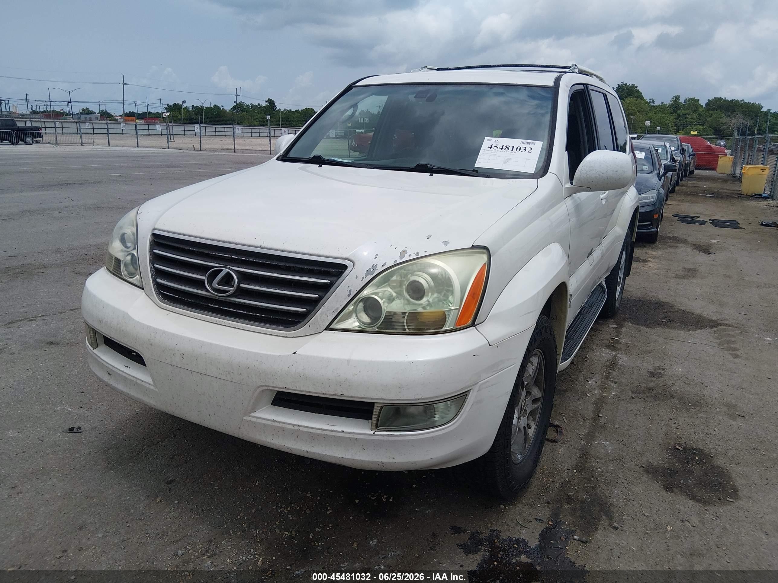 2004 Lexus Gx 470   White vin: JTJBT20X240041886