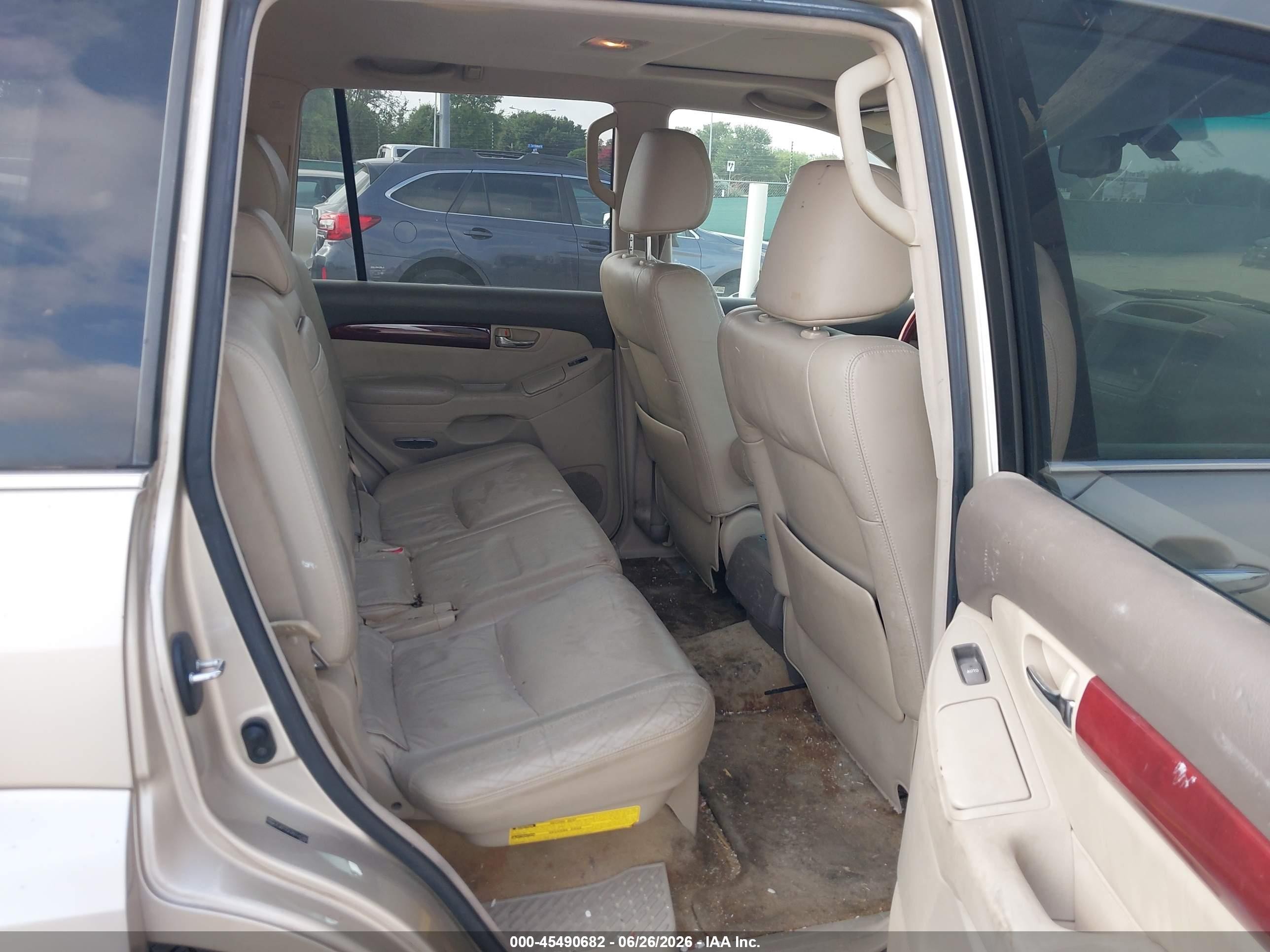 2008 Lexus Gx 470   Gold vin: JTJBT20X380160780