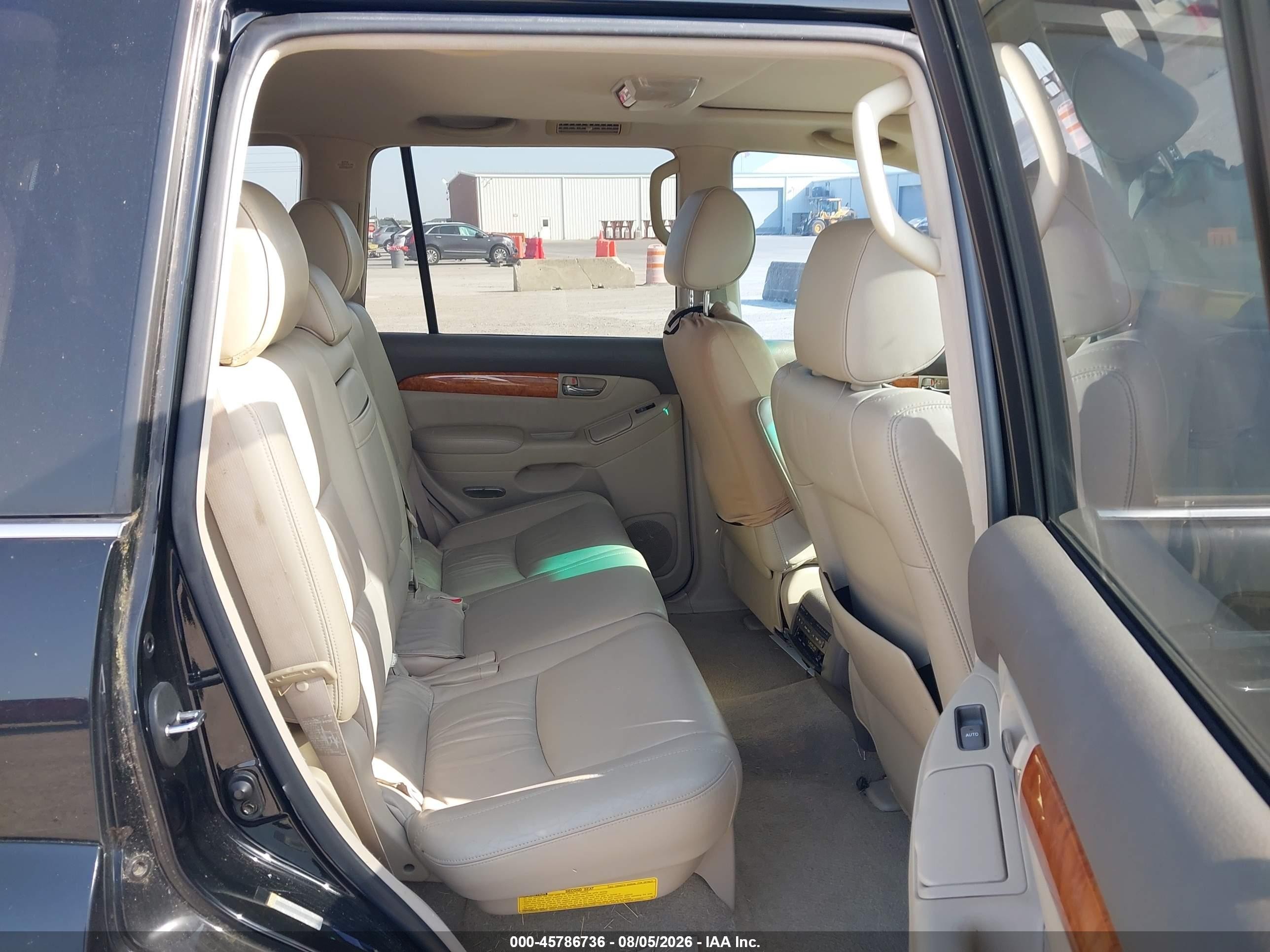 2004 Lexus Gx 470   Black vin: JTJBT20X540031806