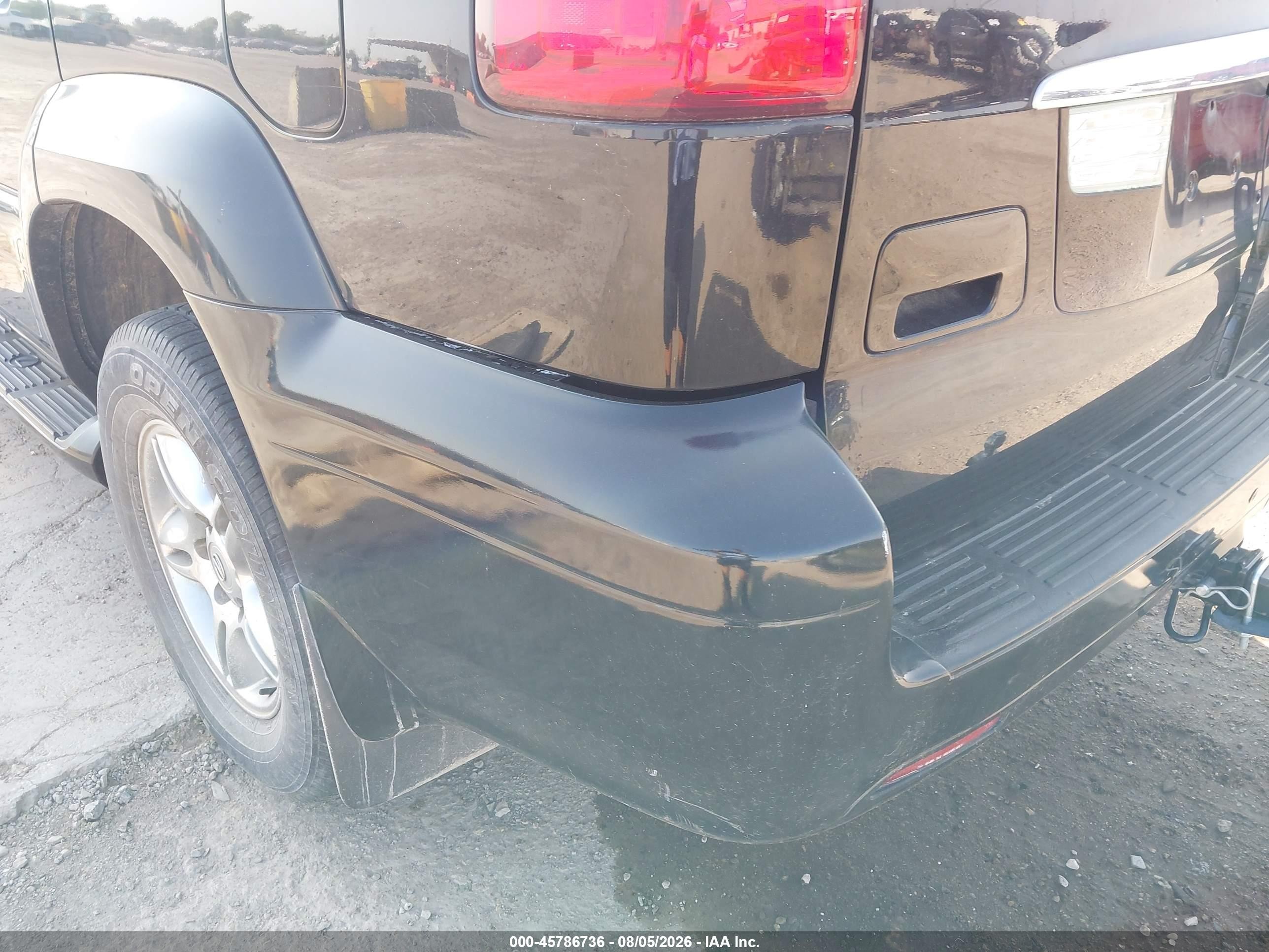 2004 Lexus Gx 470   Black vin: JTJBT20X540031806